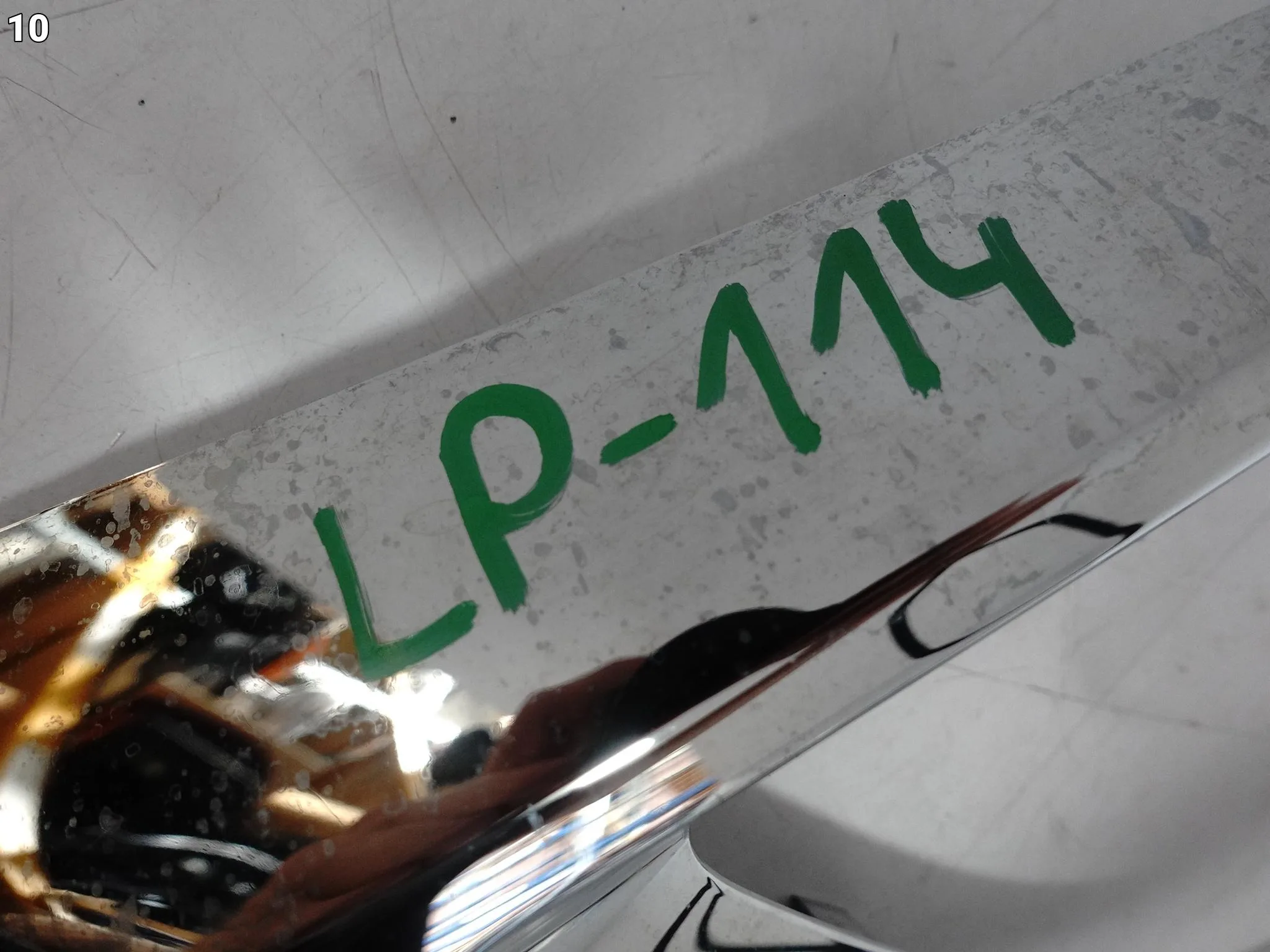 TOYOTA COROLLA E21 XII KOMBI 18- LISTWA OSŁONA W SPOILER ZDERZAK TYŁ PRAWA 3f89db1394adb9037370316af15a35b9