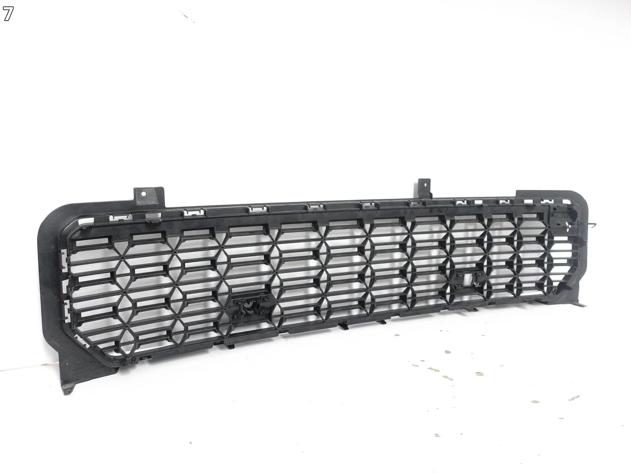 DACIA BIGSTER R1310 25- GRILL ATRAPA KRATKA W ZDERZAK PRZÓD 59684e6fda2feeaa1d0393a65a3e37fa