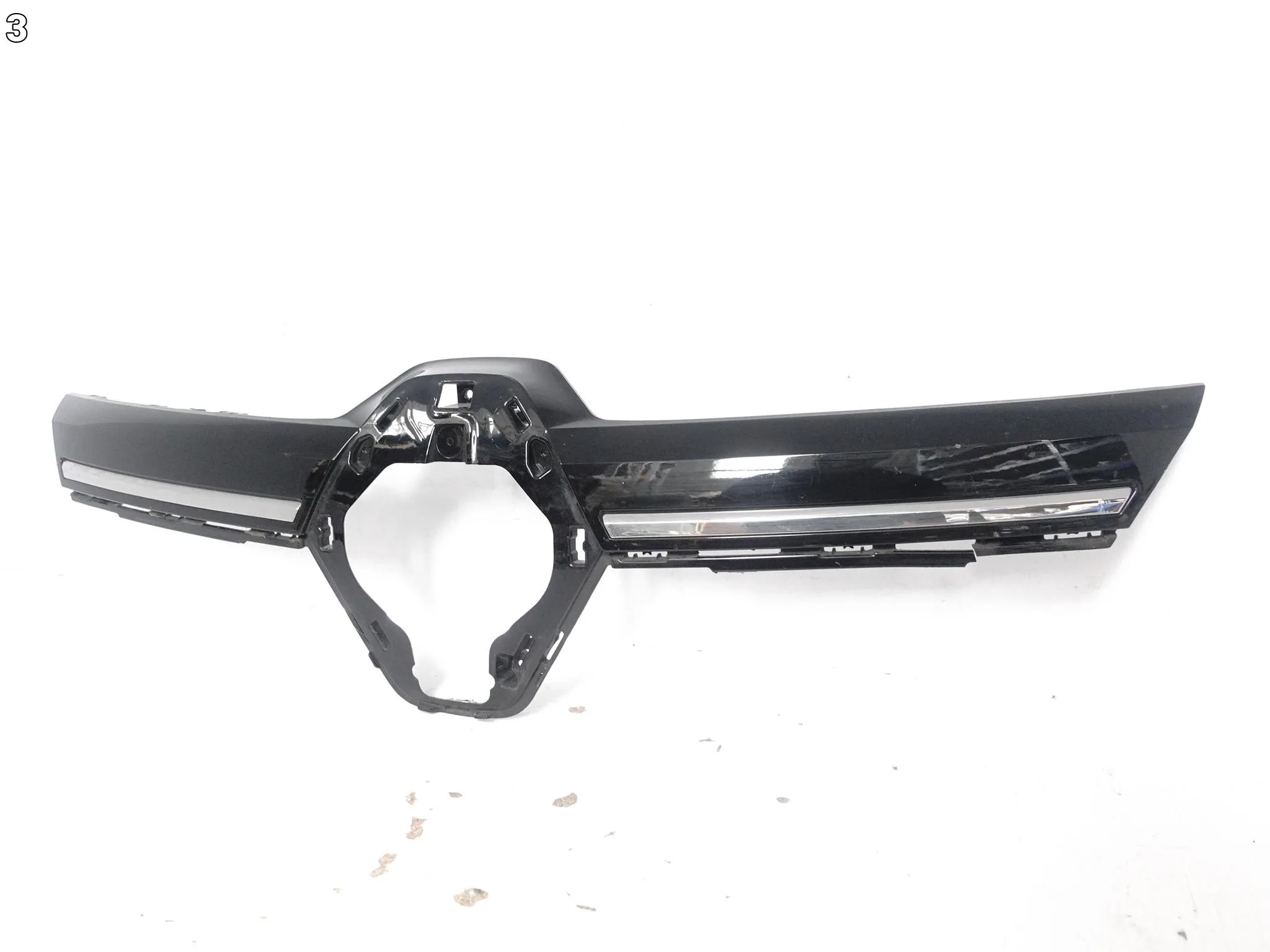 RENAULT MEGANE V 5 E-TECH ELECTRIC BCB 22- GRILL ATRAPA LISTWA W ZDERZAK 0be24f4062e1a44db7cef819d5a011be