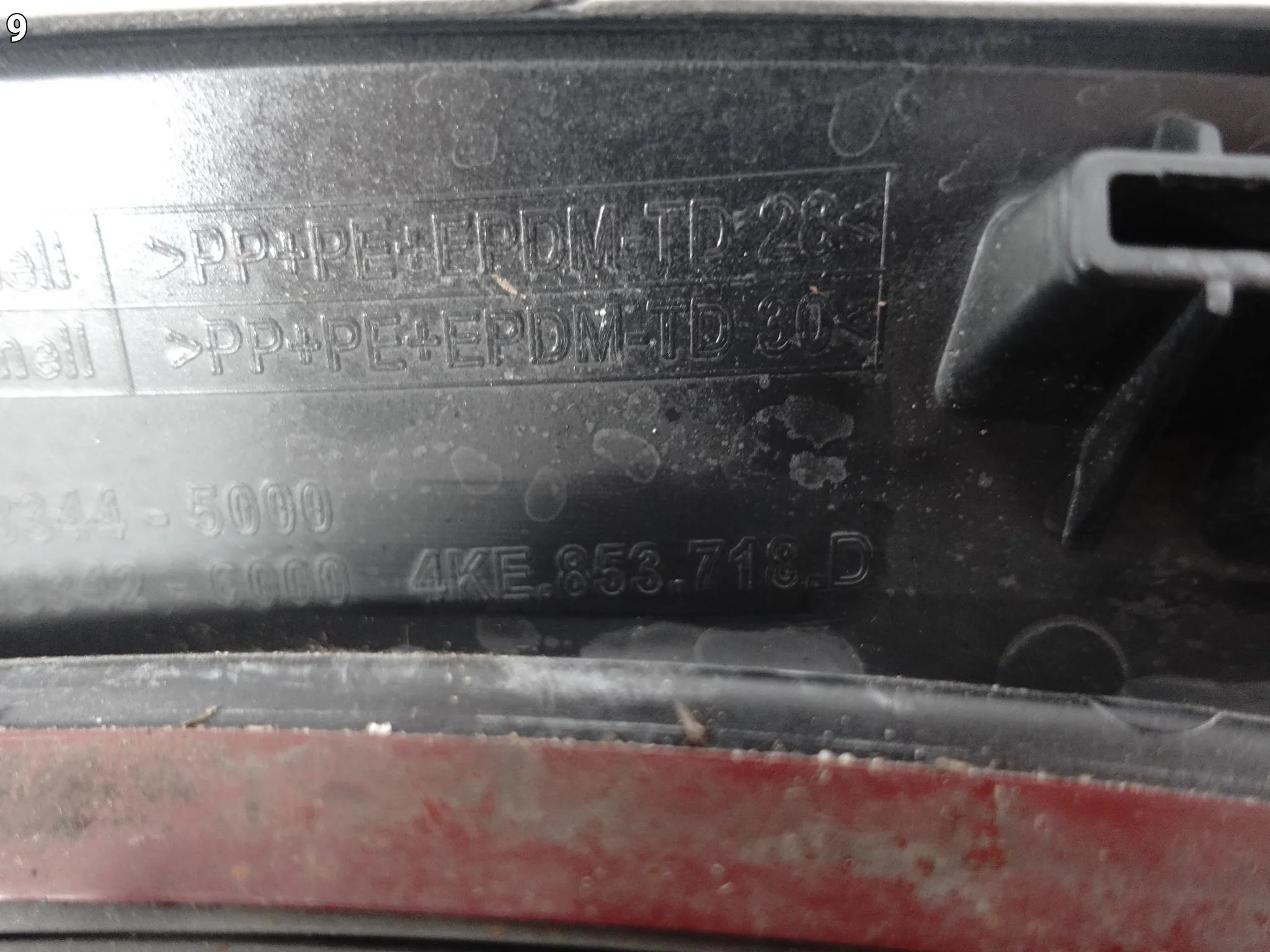 AUDI E-TRON S Q8 SQ8 4KE LIFT 22- LISTWA NAKŁADKA NA BŁOTNIK PRZÓD PRAWA 4573957e114df57afa47e31c7e042a90