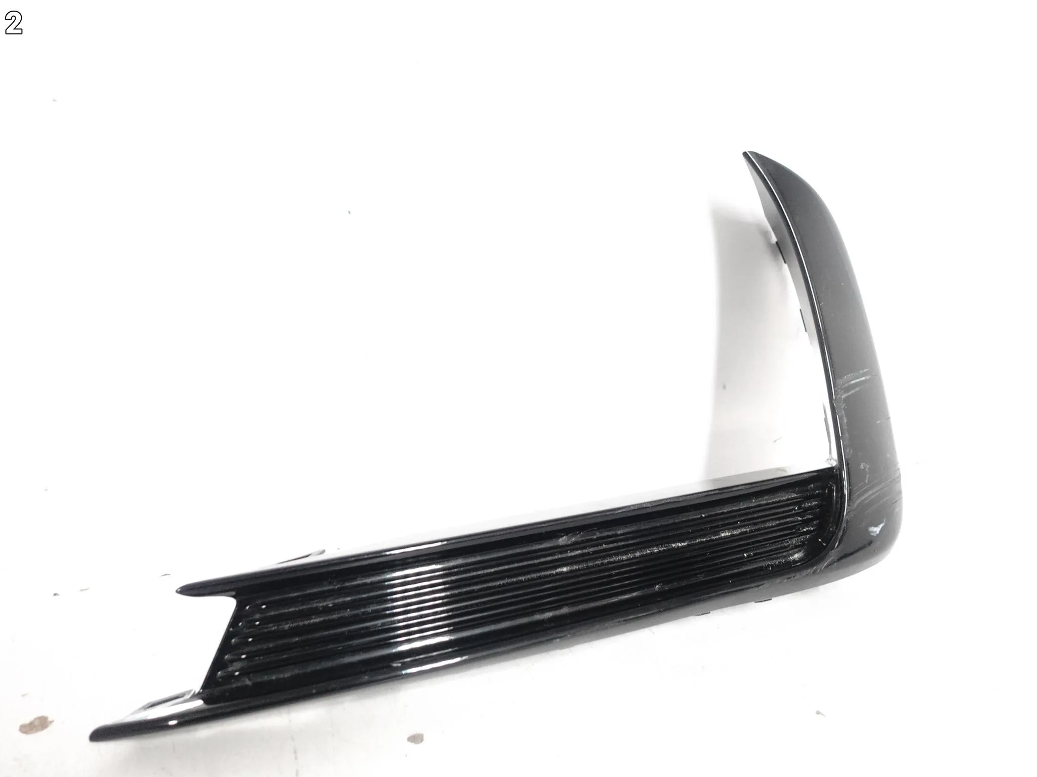 PORSCHE MACAN 95B GTS 18-21 LISTWA ATRAPA KRATKA WLOT W ZDERZAK PRZÓD PRAWA 62663fc3eeb613bf8034ff4dc250fa66