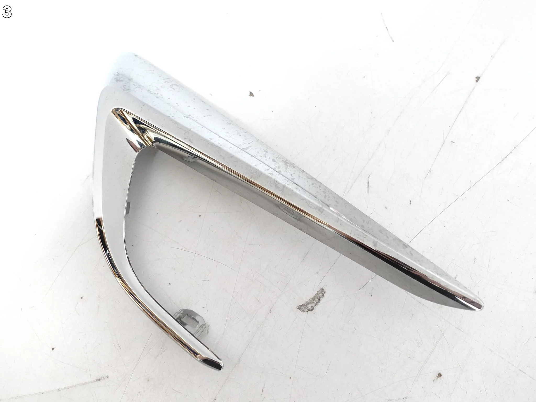TOYOTA COROLLA E21 XII KOMBI 18- LISTWA OSŁONA W SPOILER ZDERZAK TYŁ PRAWA b096fd4394fff074d47c30826563940c