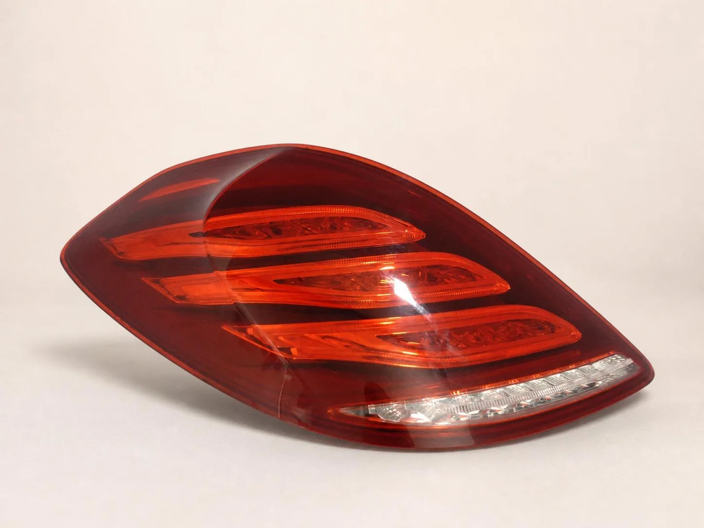 MERCEDES S-KLASA W222 AMG 13-17 LAMPA LED LEWA TYŁ EUROPA 193ab03284081b4b3d6544cf1e5adc5a