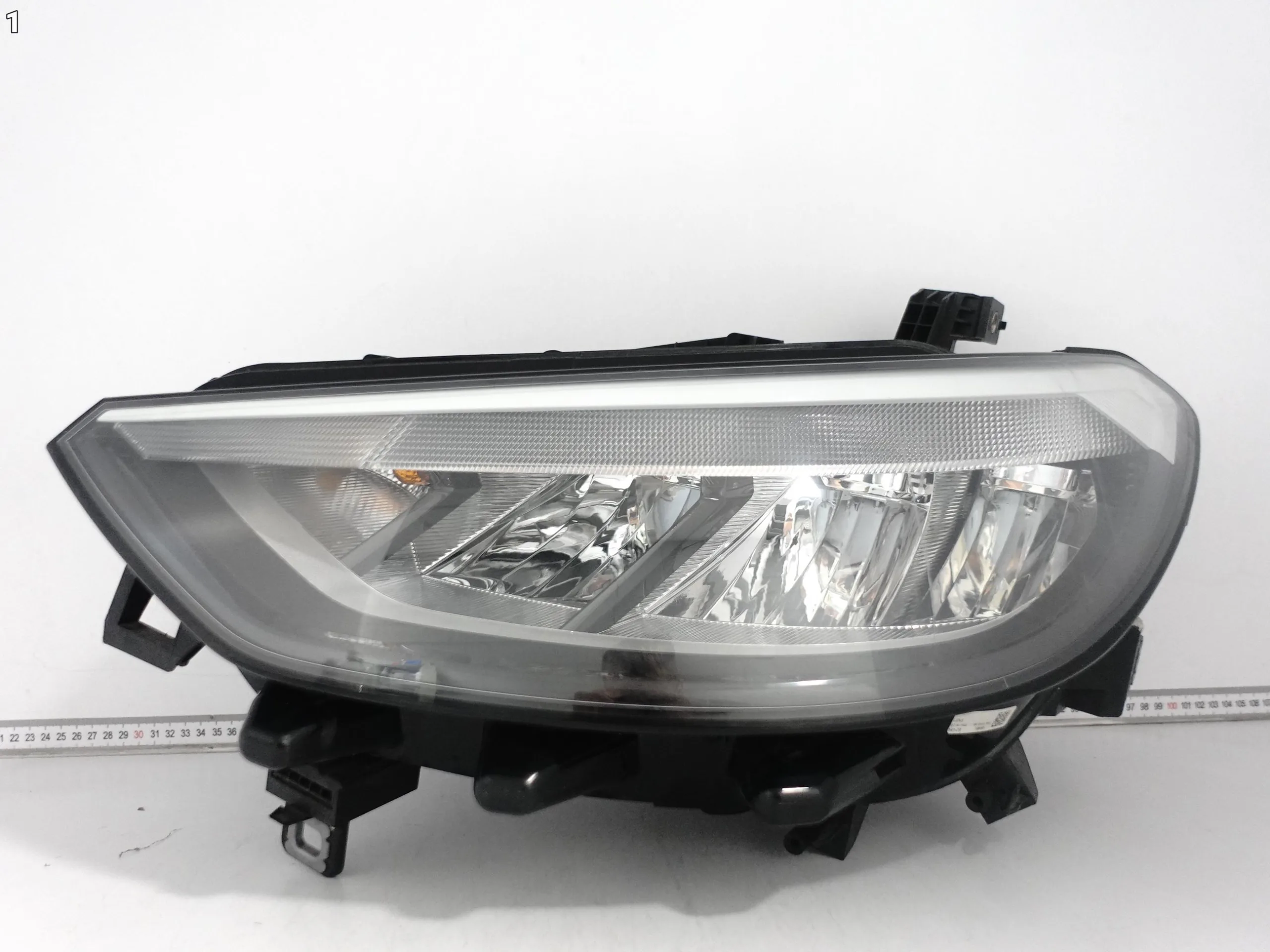 VW ID3 ID.3 10B E11 E12 19-26 LAMPA FULL LED LEWA PRZÓD EUROPA f26c3c8b332eb6e00b2a238a3f27eee4