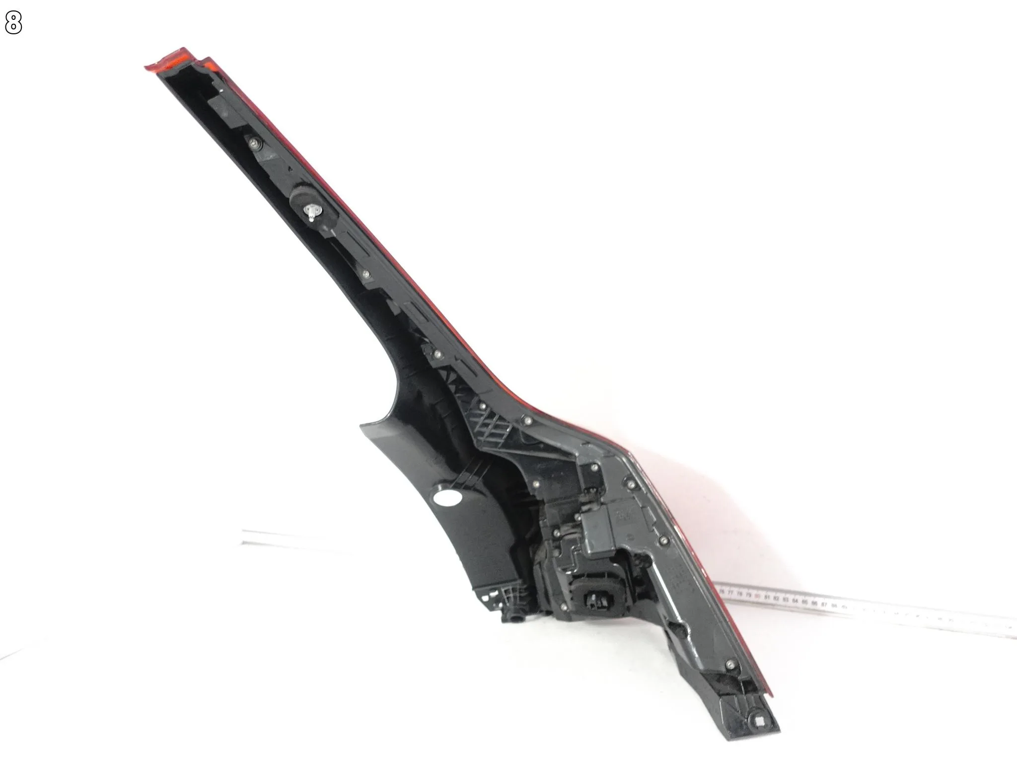 VOLVO XC60 II 2 (2 GENERACJA) 17- LIFT LAMPA LED LEWA W BŁOTNIK TYŁ EUROPA 6666b3ecc4468ca09c3dd337395affad