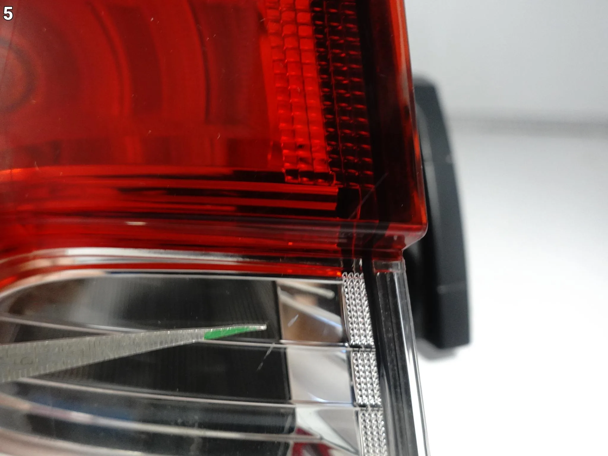 TOYOTA COROLLA CROSS XG10 22- LAMPA LED LEWA W BŁOTNIK TYŁ EUROPA e13ac5299eb1ad7fc1b0bcee5eb28f27