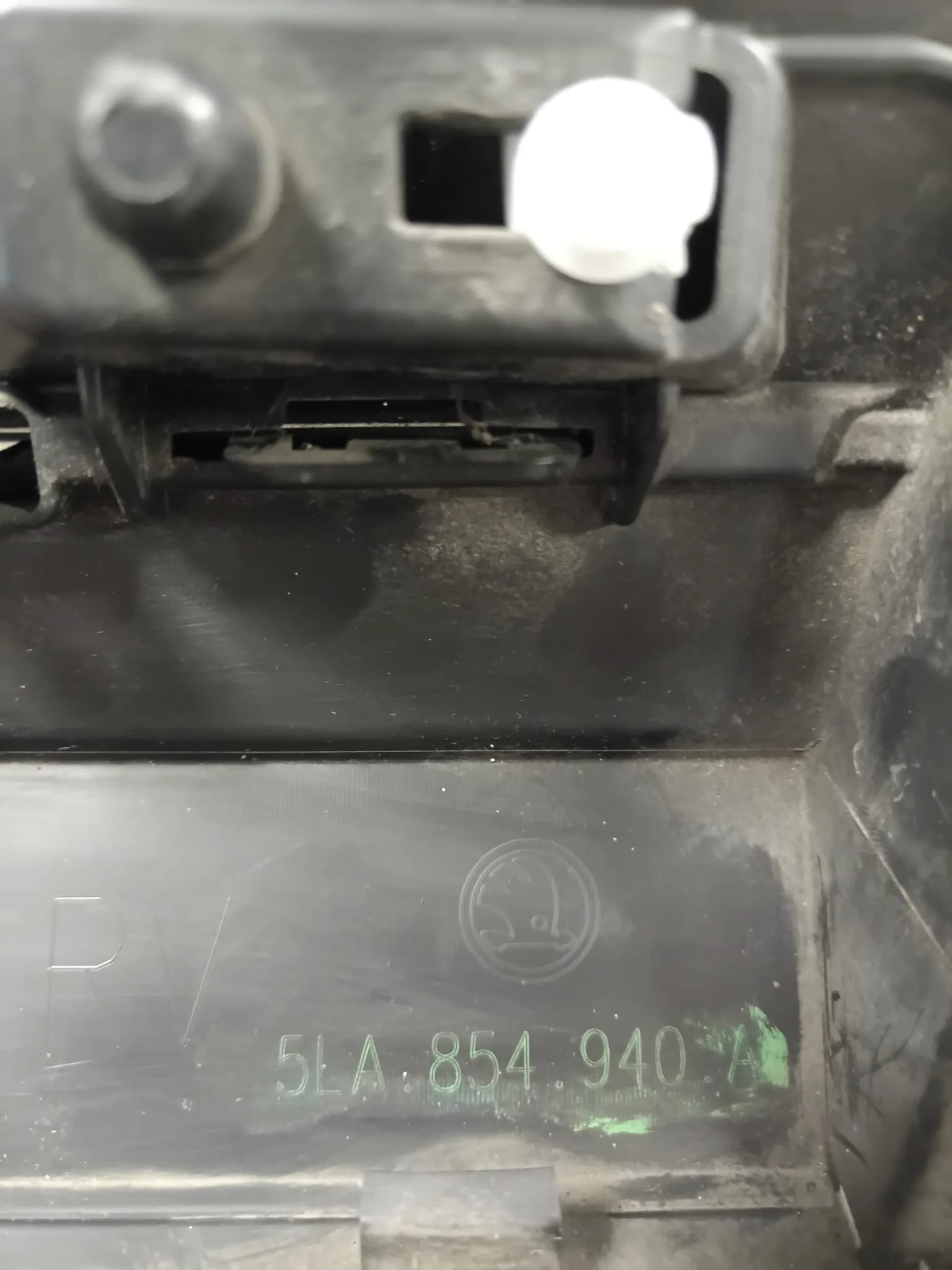 SKODA ENYAQ COUPE iV 5LA 22- DOLNA LISTWA NAKŁADKA NA DRZWI PRZÓD PRAWA ORG 4a8944d206803ac12f009dea84f249f6