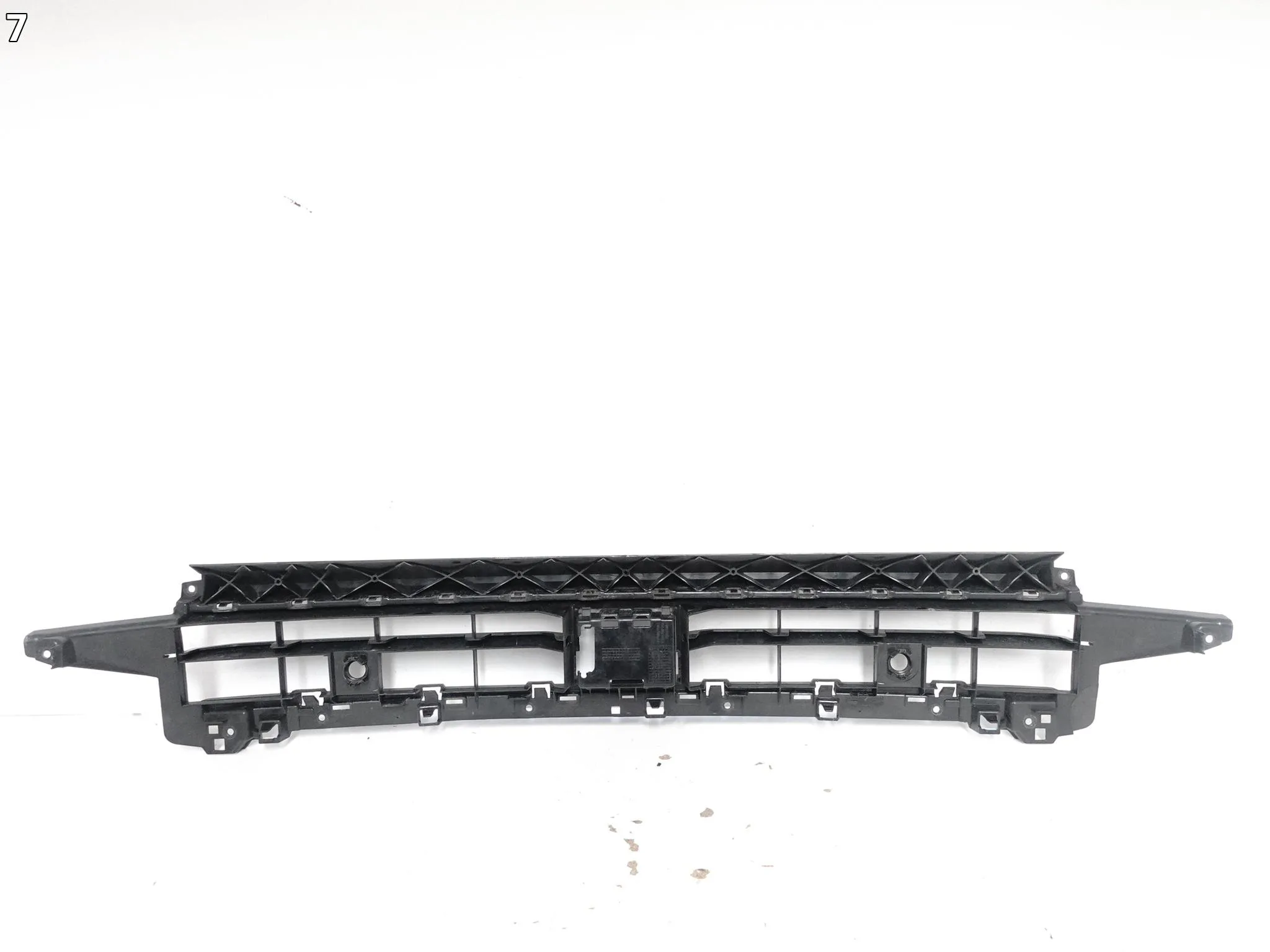 AUDI Q3 II 2 F3 83A 18-25 DOLNA KRATKA ATRAPA WLOT W ZDERZAK PRZÓD ORG a9e8d83adbc8a70f3733d0312ba537ba