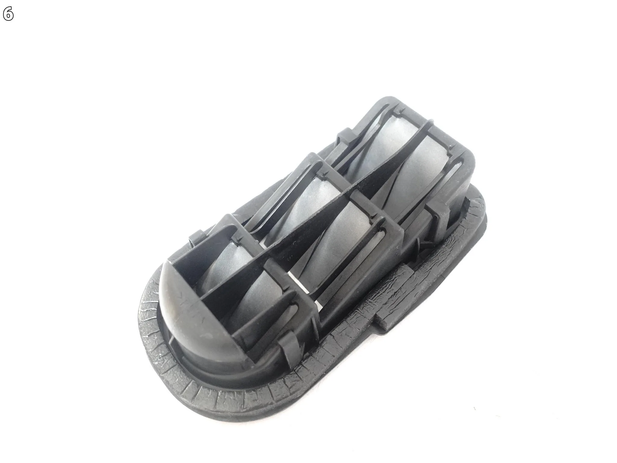 TOYOTA YARIS III 3 XP150 LIFT 14-17 KRATKA WENTYLACYJNA BŁOTNIK TYŁ R=L dce4b773816bf4555d8678f8385ee2da