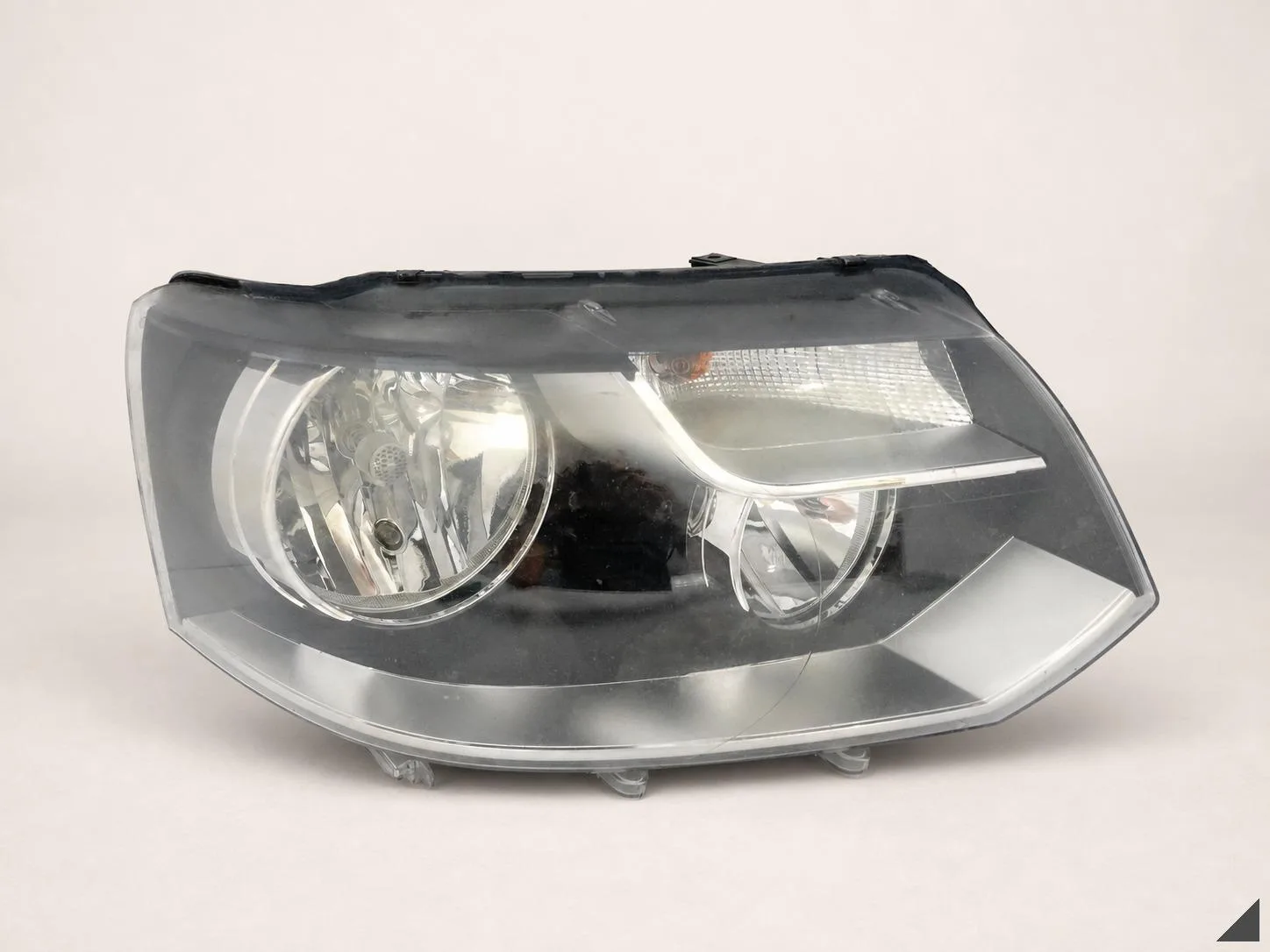 VW MULTIVAN CARAVELLE T5 7E1 LIFT 09-15 LAMPA HALOGEN ZWYKŁA PRAWA SREBRNA 39baa90a468748aaa826b31dbcc1ec9c