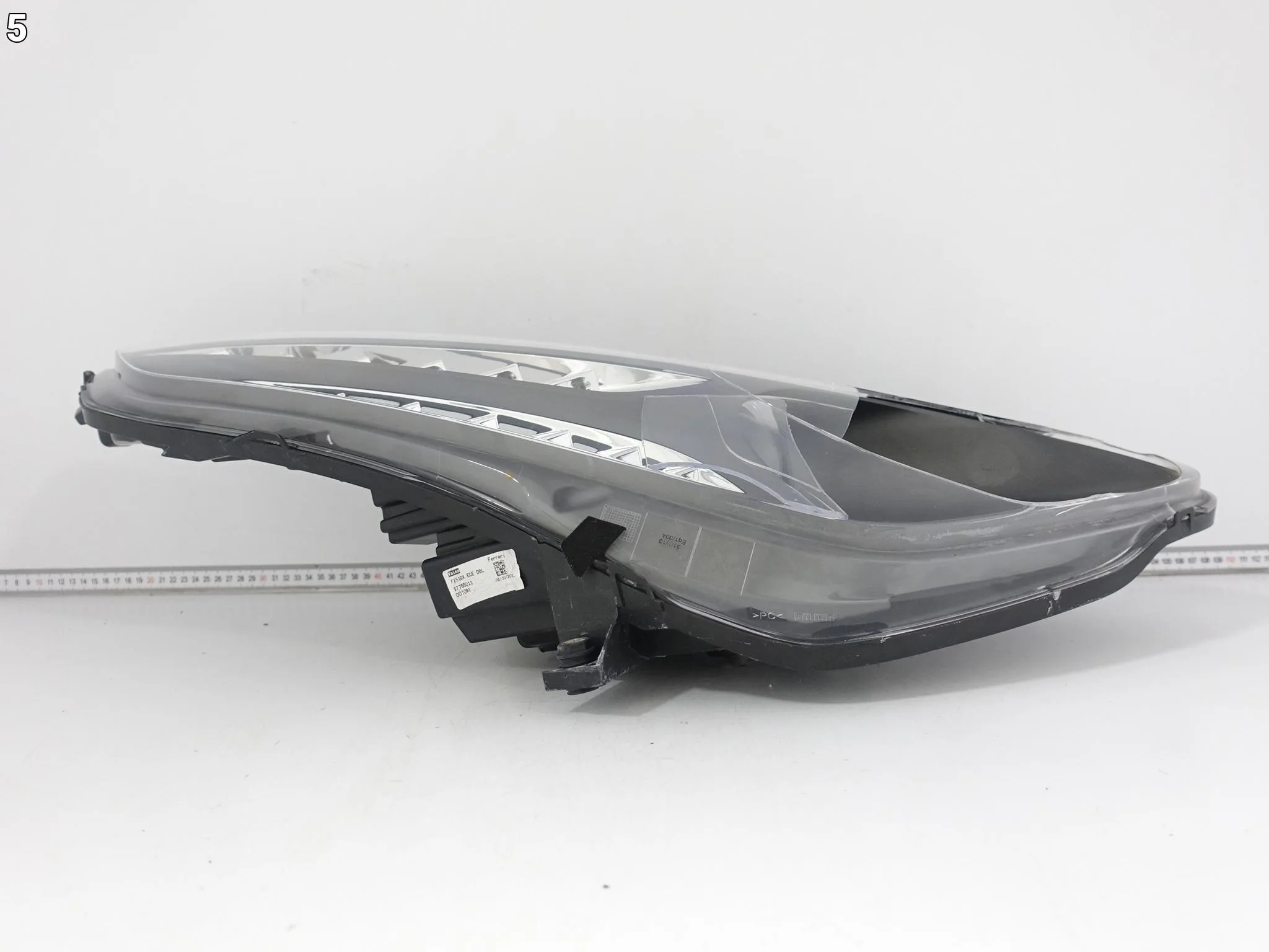 FERRARI FF F151 11-16 LAMPA XENON + LED PRAWA PRZÓD EUROPA USZKODZONA 5501a7f0d9dfc183439b1141fdbd656d