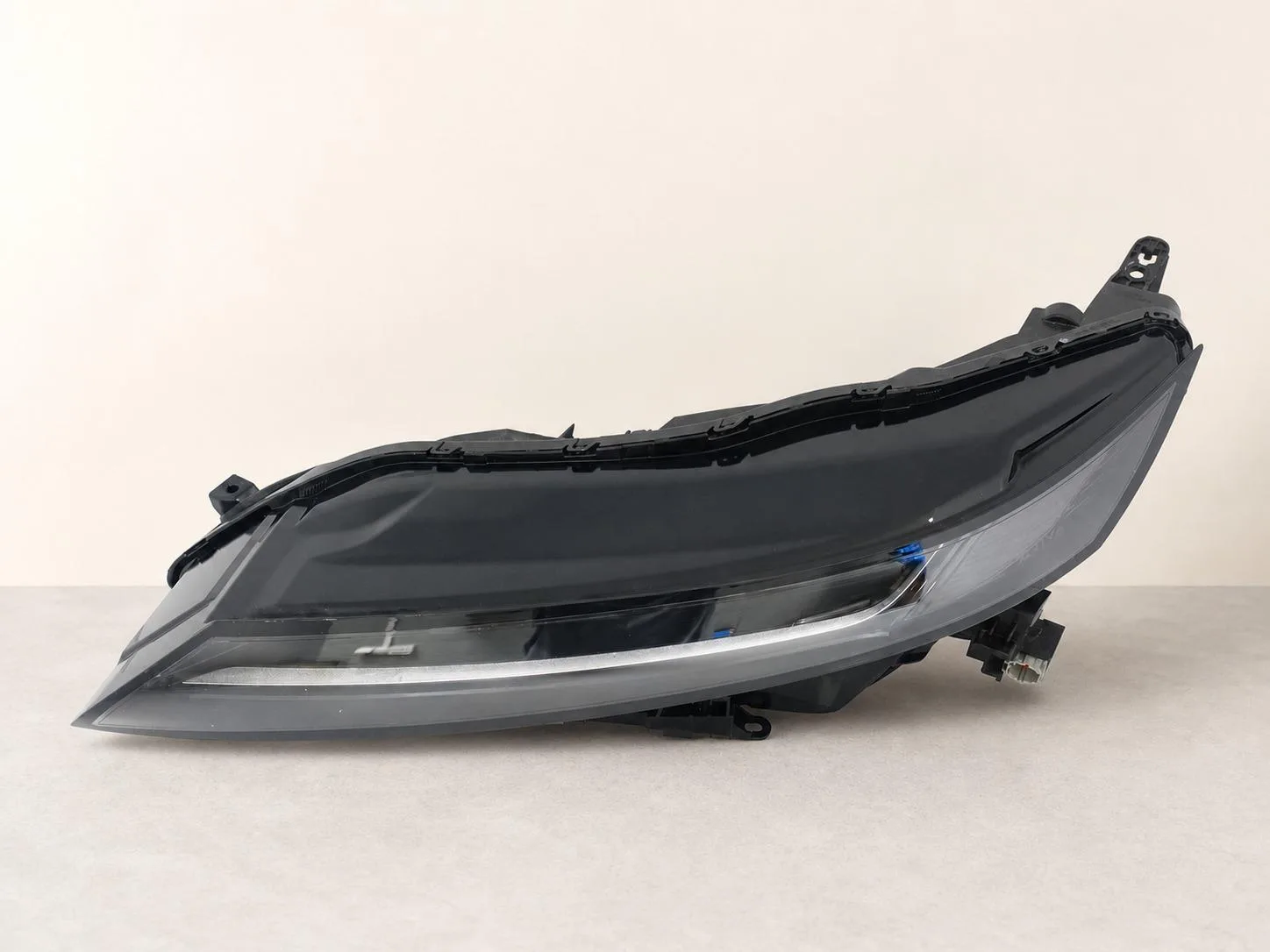 NISSAN ARIYA FE0 22-26 LAMPA FULL LED DRL LEWA GÓRNA PRZÓD EUROPA 8f3b9a4c671a48987b86c4bb4e73ab5d