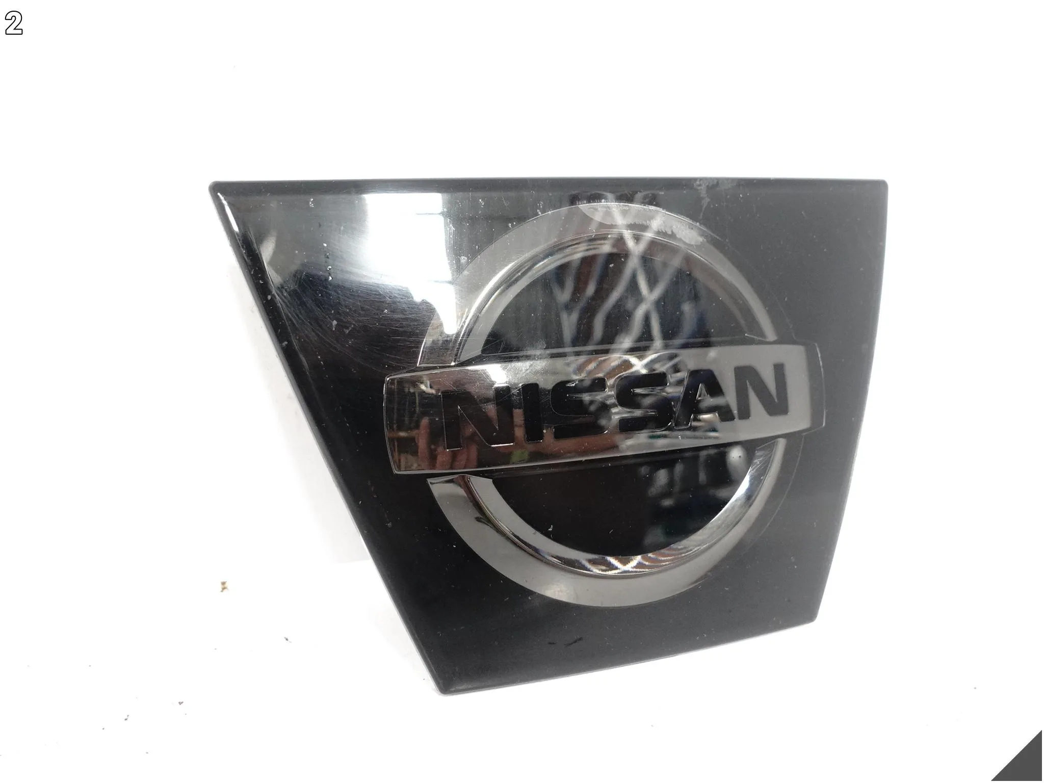 NISSAN MICRA V 5 K14 16-22 ZNACZEK LOGO EMBLEMAT ATRAPA W ZDERZAK PRZÓD ec72d30f4bae3b14cdc7e6fb6cd12b8c