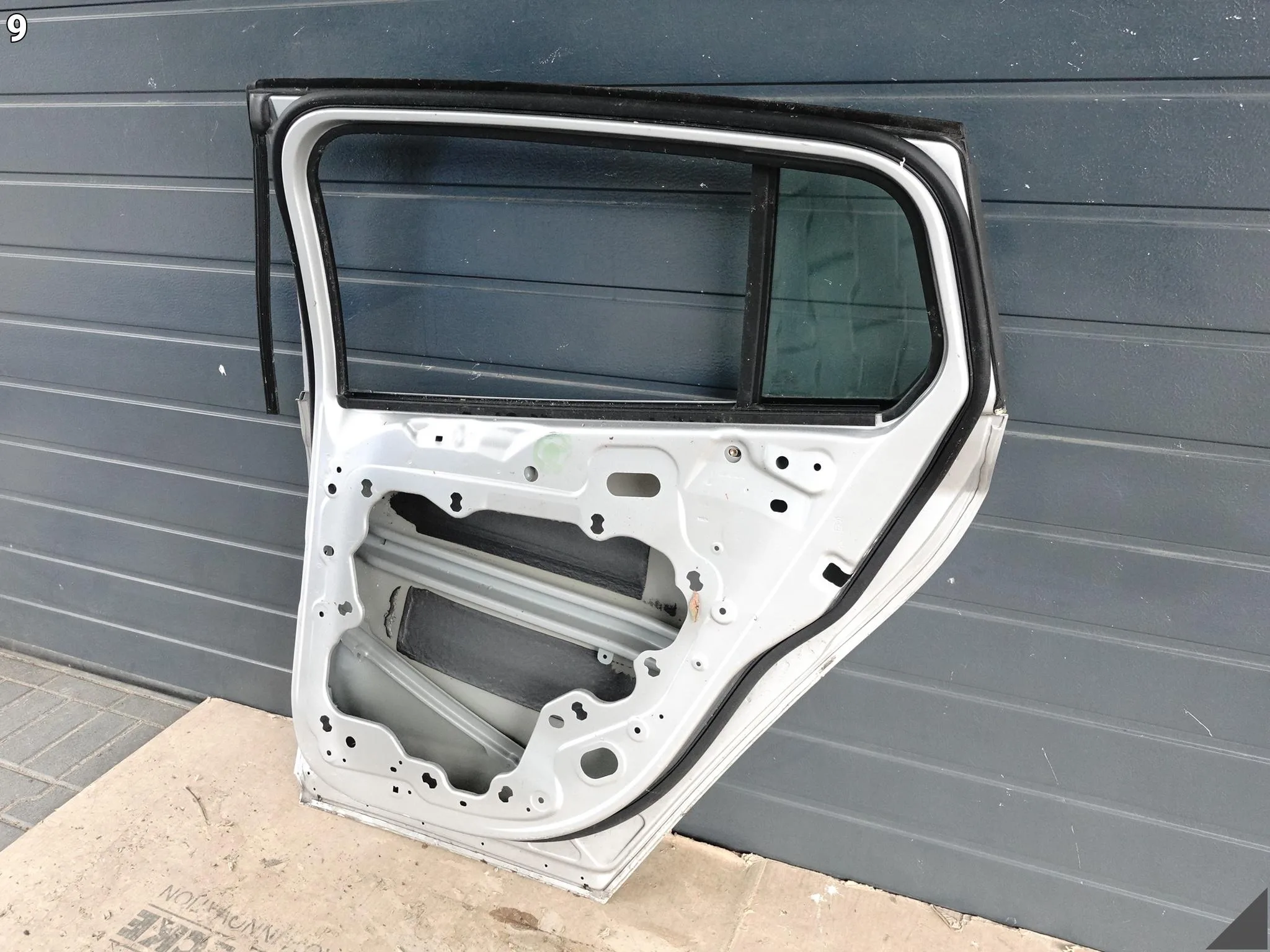 FORD FOCUS IV 4 MK4 C519 KOMBI LIFT 18-25 DRZWI DOOR TYŁ PRAWE + SZYBA 75a06b531b58c6c4bcbf416507a6e2e1