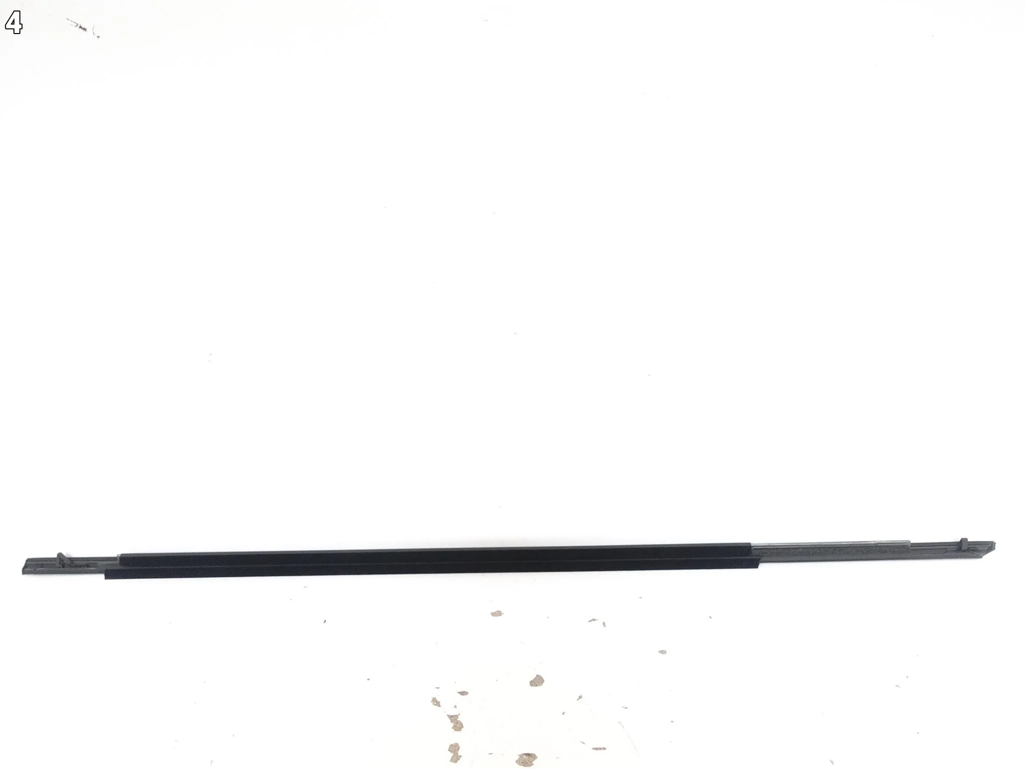 LEXUS RZ 450e 300e EB10 EB20 23- LISTWA ZGARNIAJĄCA SZYBY DRZWI PRZÓD PRAWA 26c96467e4778f0ccd0ac4519eb27817