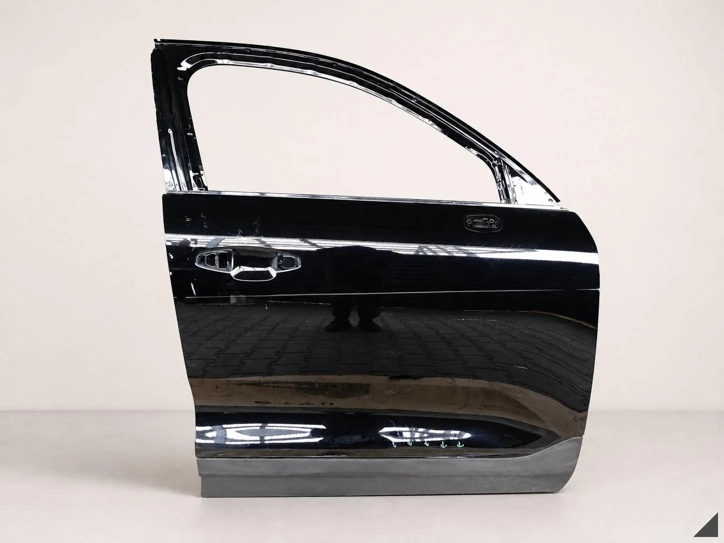 VOLVO XC40 EX40 17- DRZWI DOOR PRZÓD PRAWE + LISTWA c5988d0c852af1988d92846f6bfd0c80