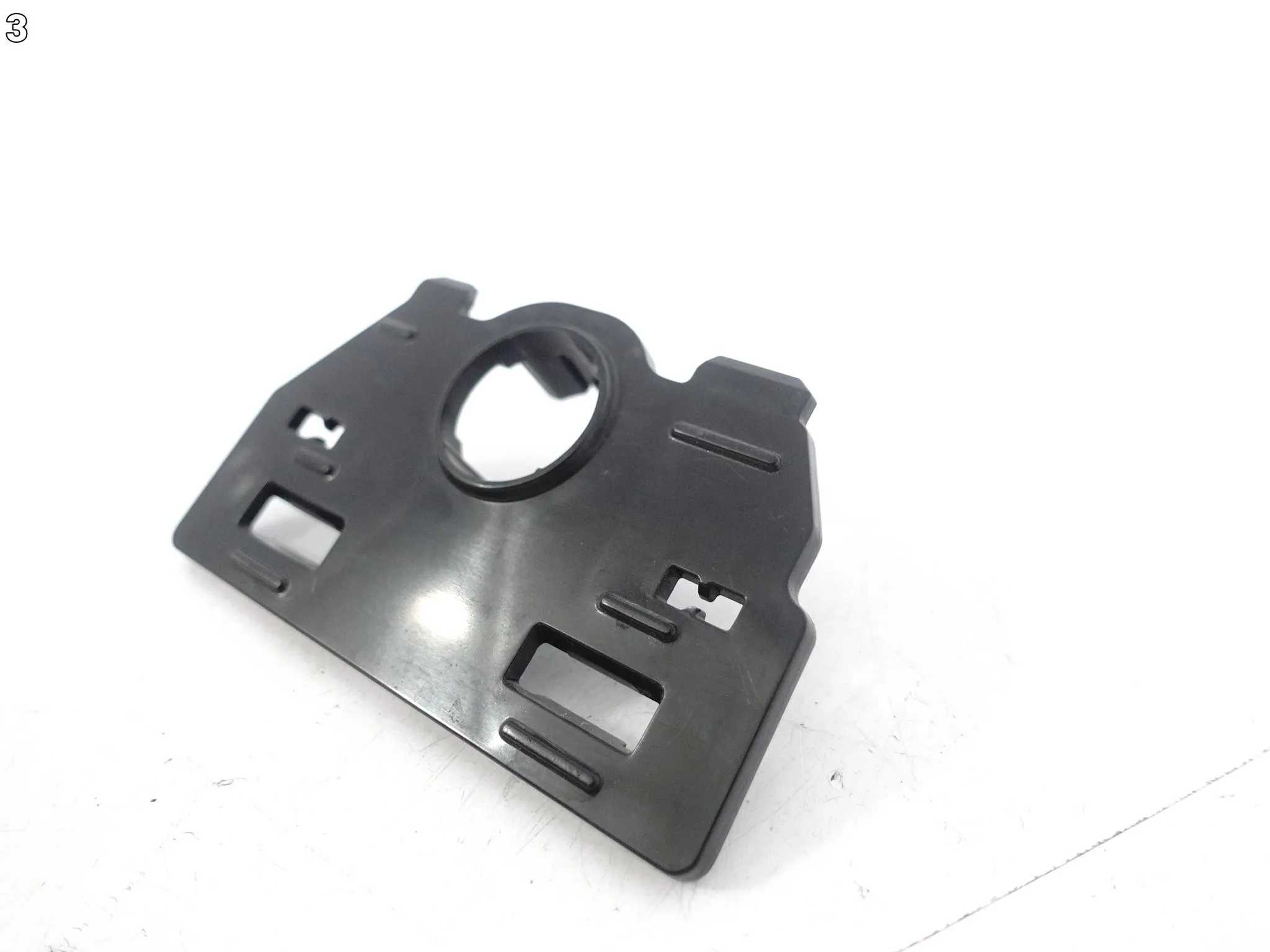 AUDI RS3 A3 S3 8Y0 20-24 UCHWYT CZUJNIKA PARKOWANIA PDC PRAWY TYŁ d0e9cc14865356768f13e91b95ea7ed1