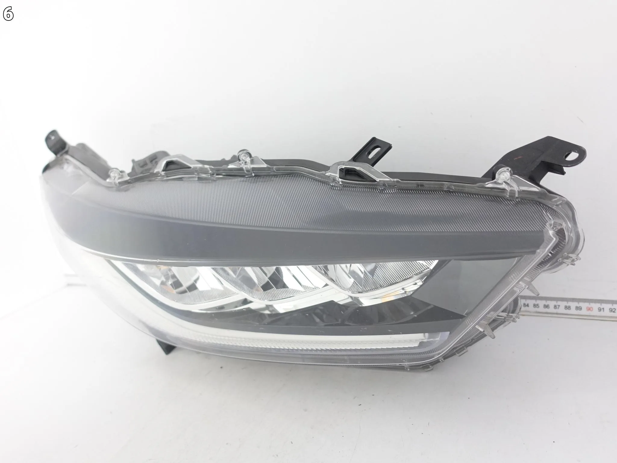 TOYOTA YARIS IV (4 GENERACJA) XP210 GR 20- LAMPA FULL LED PRAWA PRZÓD EU 5780ea0234d077e9d2497fb1f6f9b944