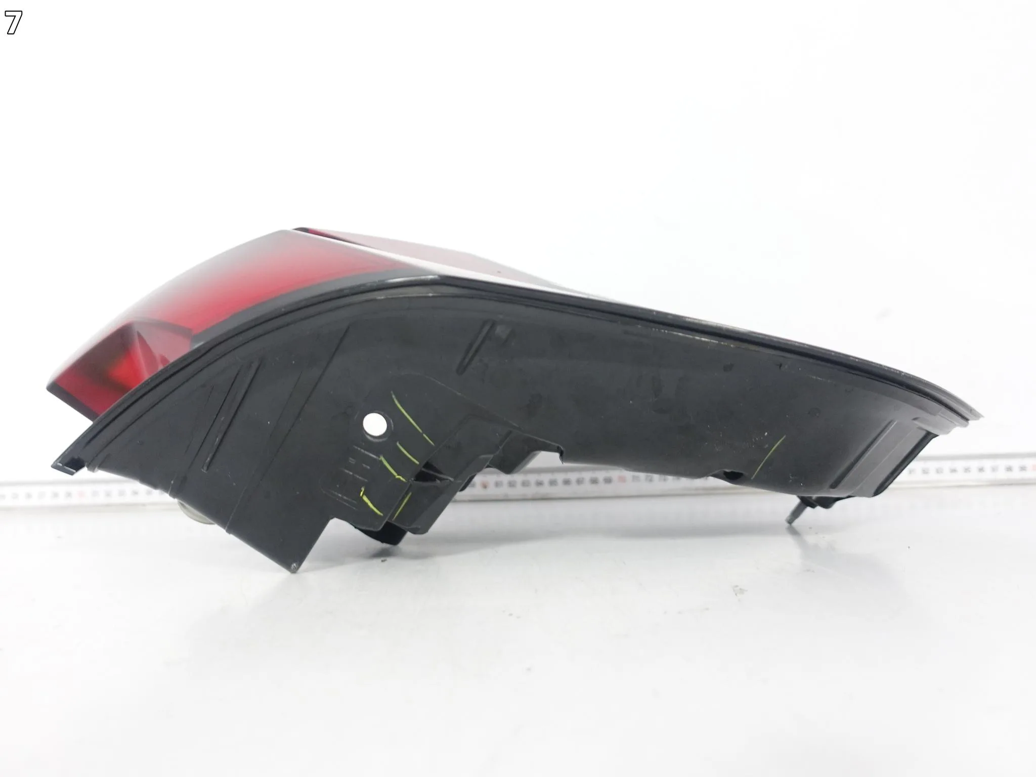 BMW X5 G05 F95 LIFT LCI 23-26 LAMPA LED PRAWA W BŁOTNIK TYŁ EUROPA 6fe0201c55e4fce7cecb893719ff6631