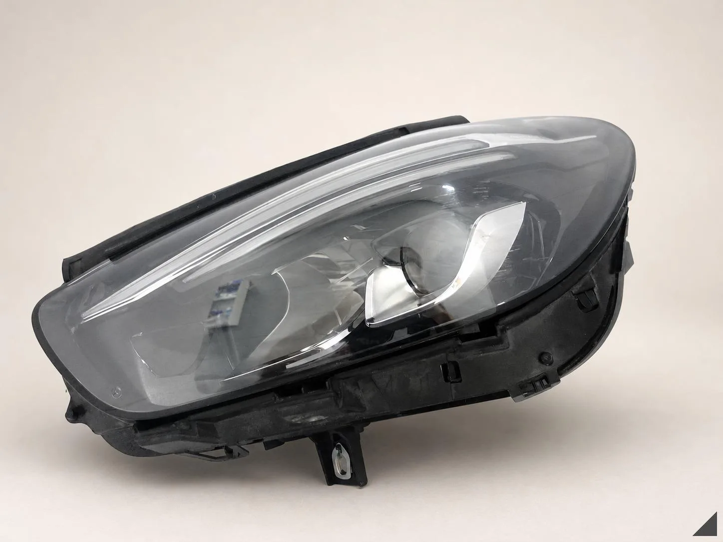 MERCEDES B-KLASA W247 18-23 LAMPA FULL LED HIGH PERFORMANCE LEWA PRZÓD EU 4e9ddc3132044a4875d2e7ef30c5559c