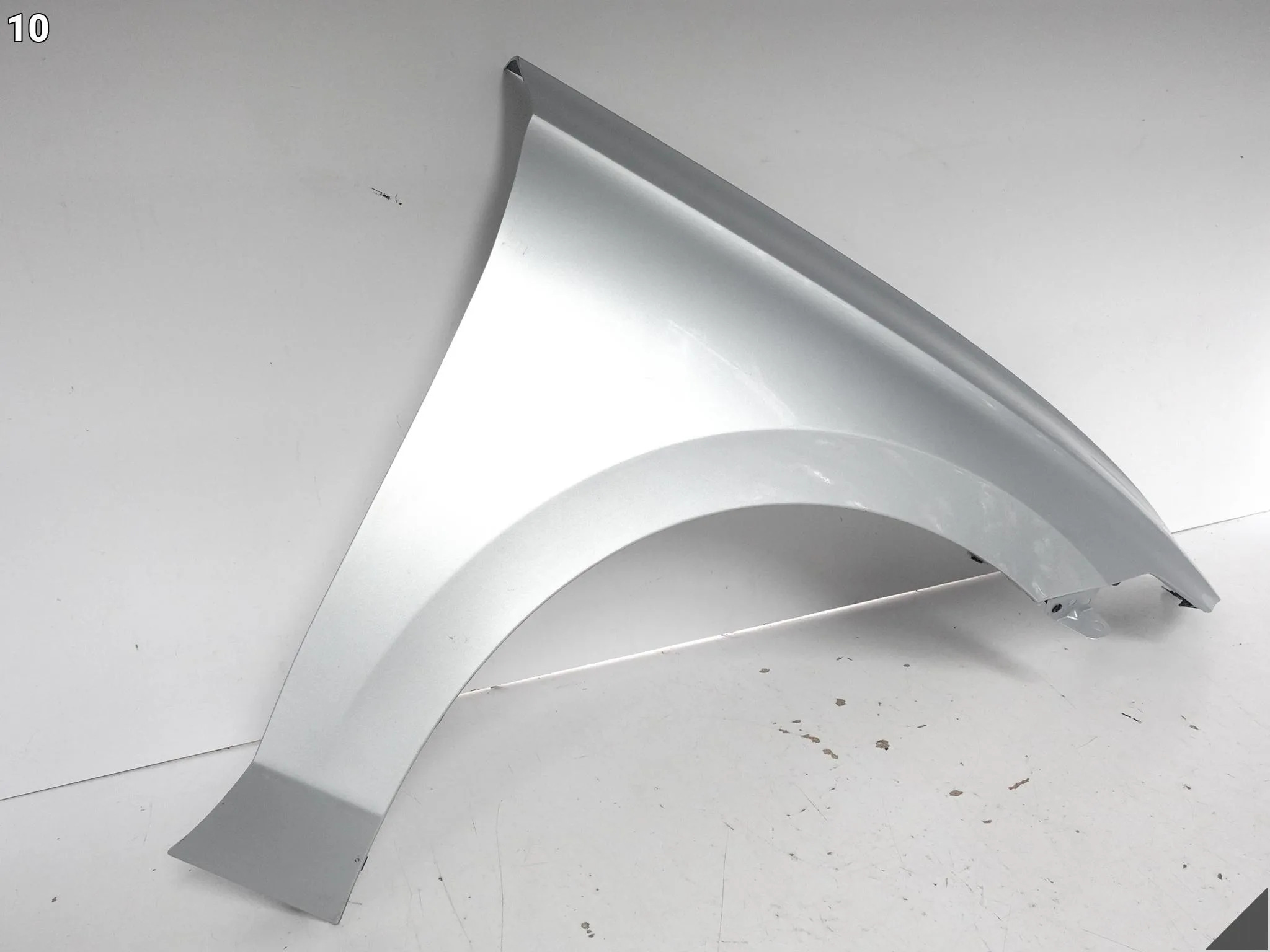 VW ID7 ID.7 14A 14B 23- BŁOTNIK FENDER PRAWY PRZÓD B.ŁADNY 04bf209582997bcc668b43b077ee39f8
