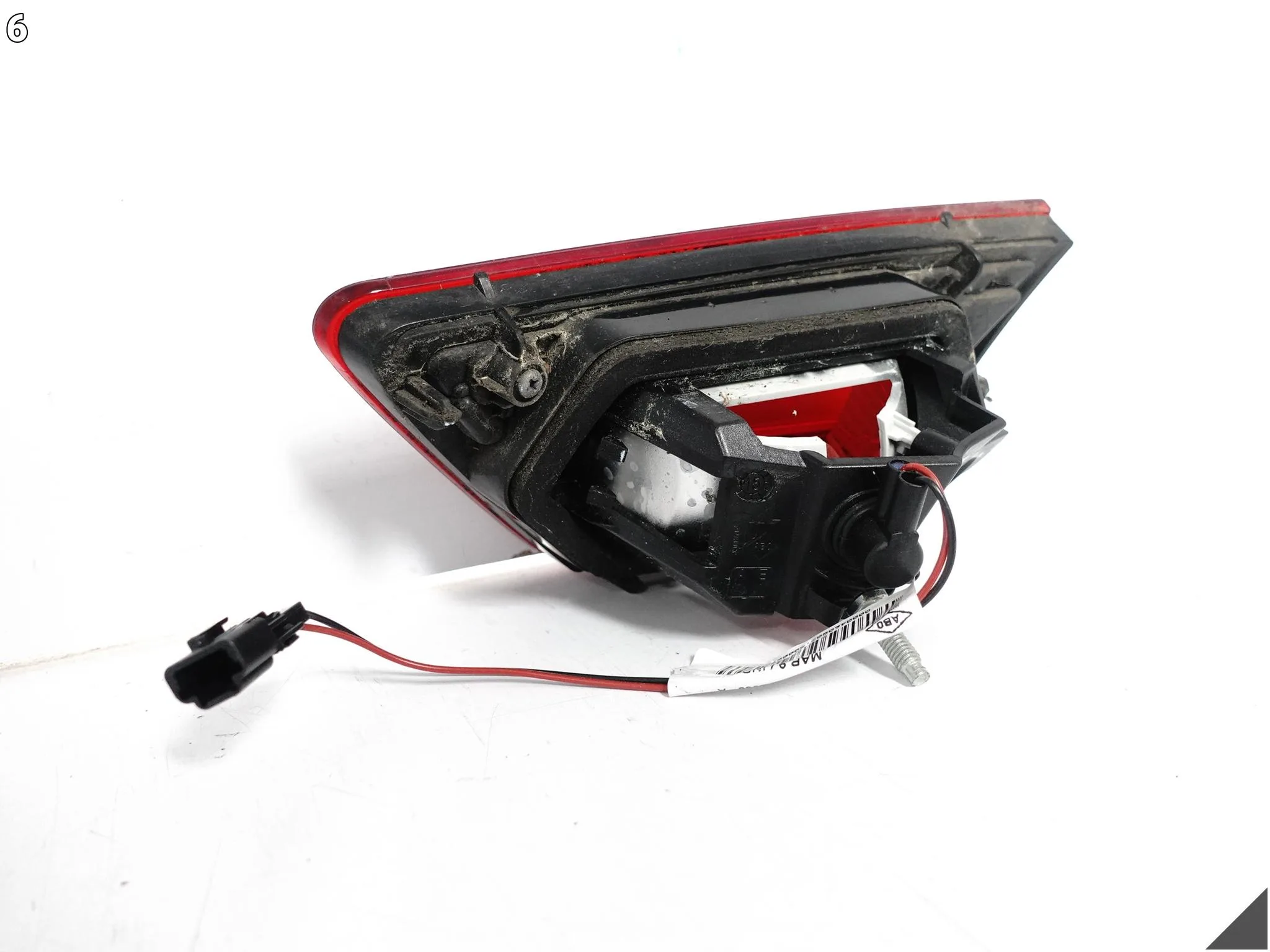 RENAULT CLIO IV 4 HATCHBACK 12-16 LAMPA W KLAPĘ BAGAŻNIKA TYŁ LEWA EU 7ab229a0baa3c84f833d75888600c63a