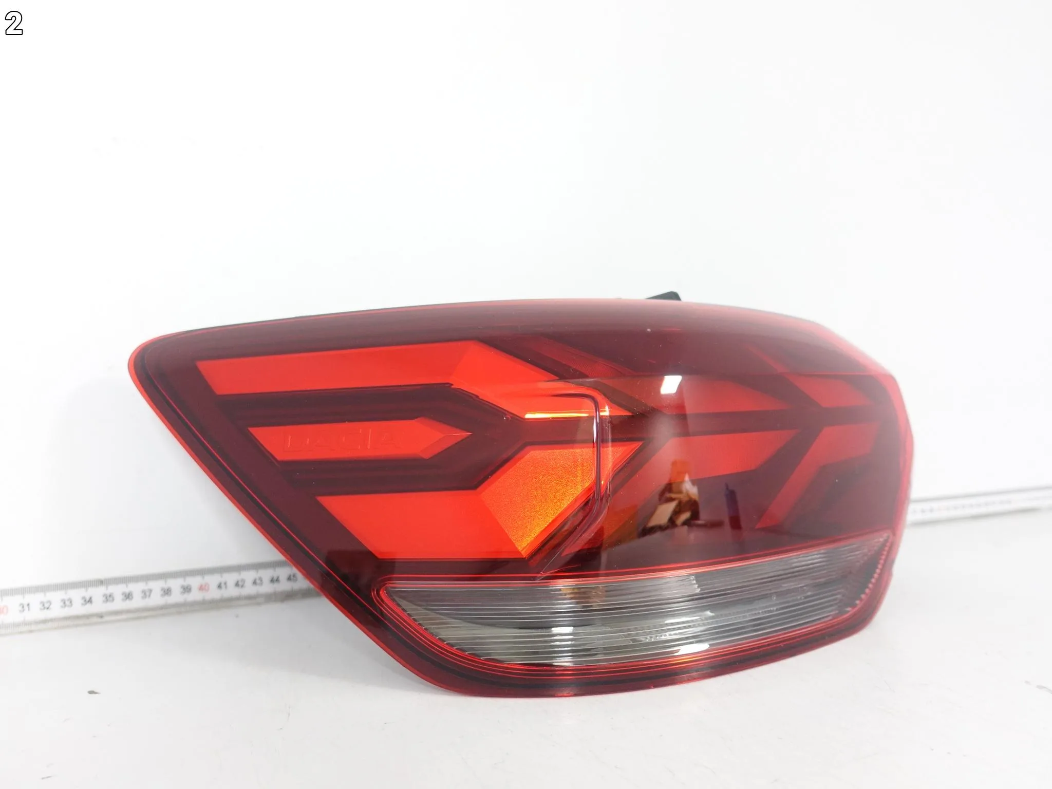 DACIA SANDERO III 3 BJI 20-25 LAMPA LED W BŁOTNIK LEWA TYŁ EUROPA 74d9661526817b8b97f9642188d3d9ae