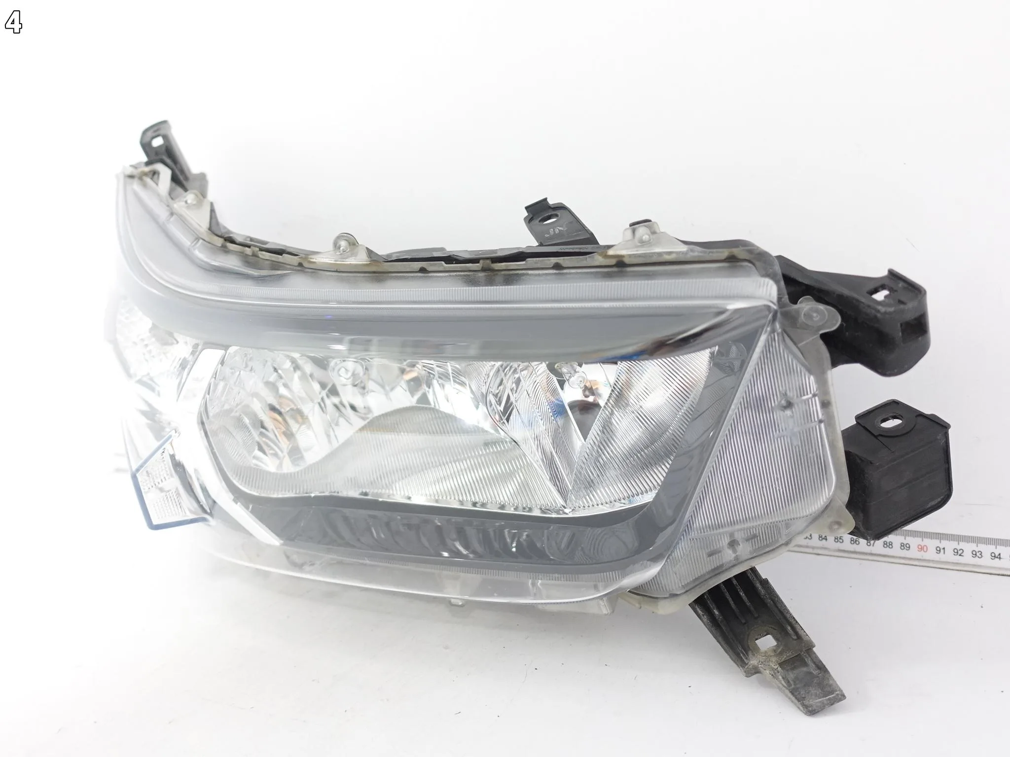 TOYOTA HILUX VIII 8 20-24 LIFT LAMPA PRAWA ZWYKŁA HALOGEN PRZÓD EUROPA de7dce4b5c1d11945b8b0f34be87548a