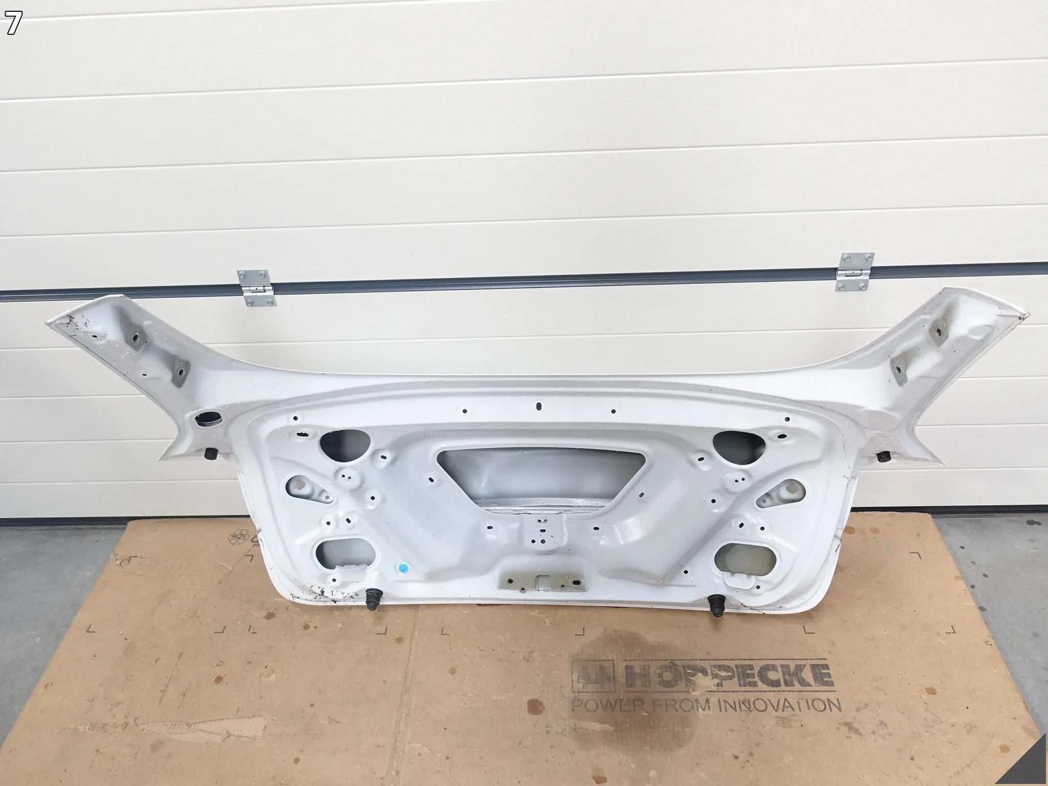 TESLA MODEL 3 17-23 LIFT KLAPA POKRYWA BAGAŻNIKA TRUNK LID TYŁ 236a1e0c15774dbe73995810d854003b