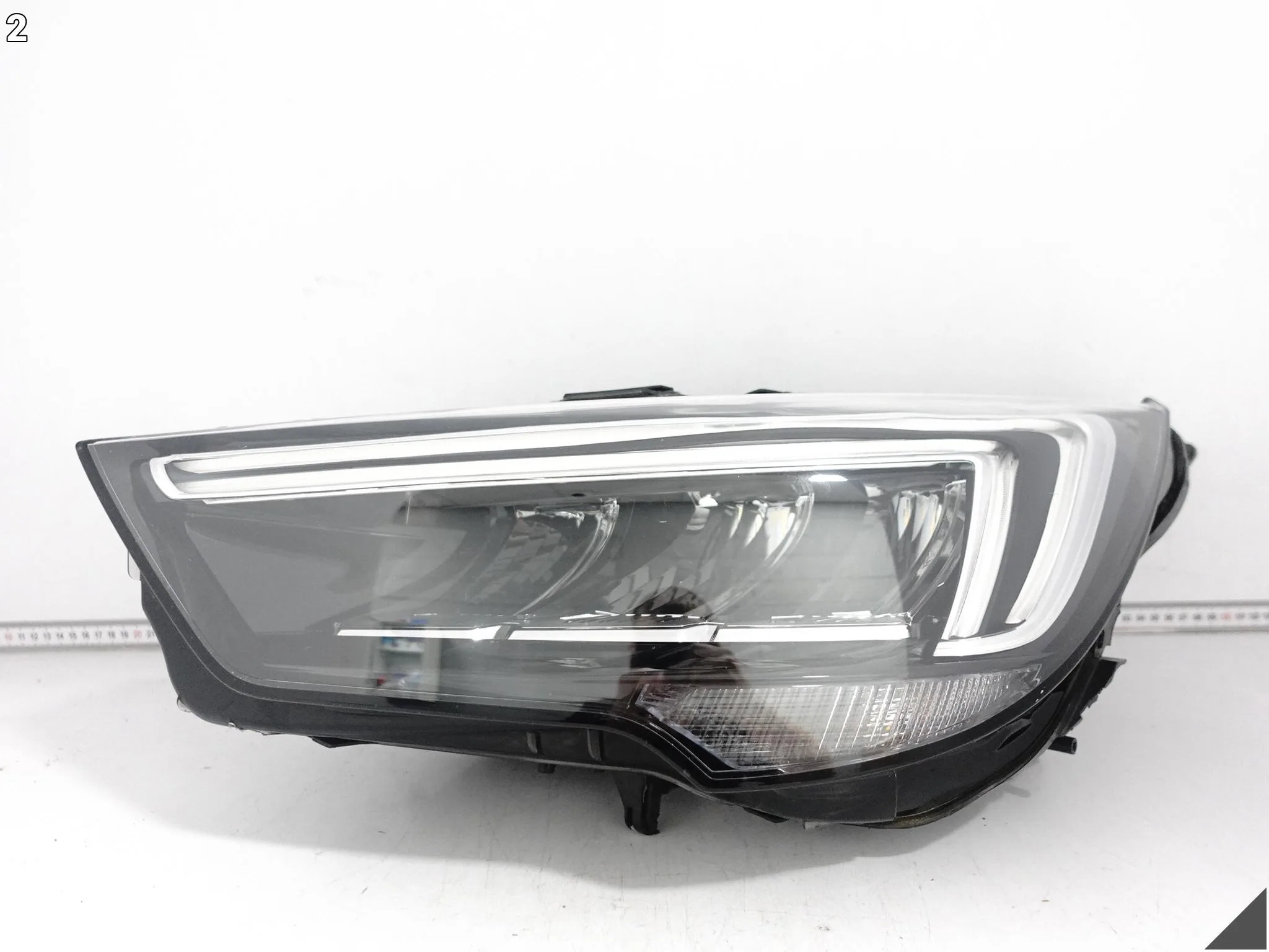 OPEL CROSSLAND X 21-24 LIFT LAMPA HALOGEN ZWYKŁA + LED LEWA PRZÓD EUROPA b3803a6063b08b50eaaf3cdcc6927d41
