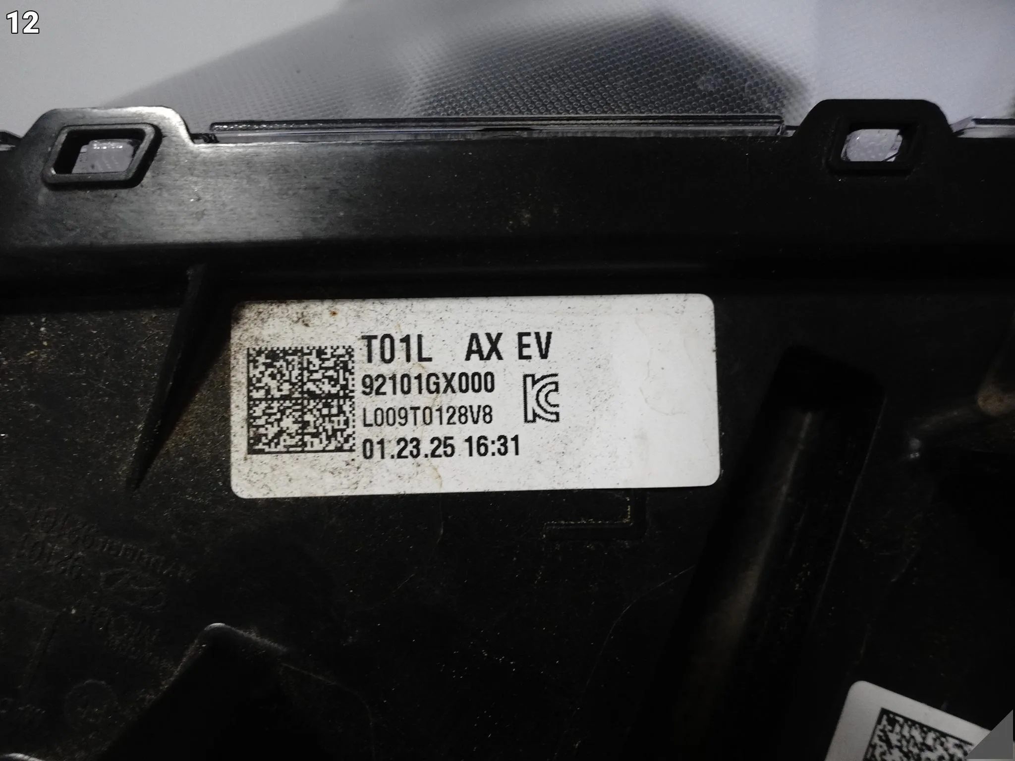 HYUNDAI INSTER AX1 EV 24- LAMPA ZWYKŁA HALOGEN + LED LEWA PRZÓD EUROPA 0c79270c3c933bb6f576d06fd6965025