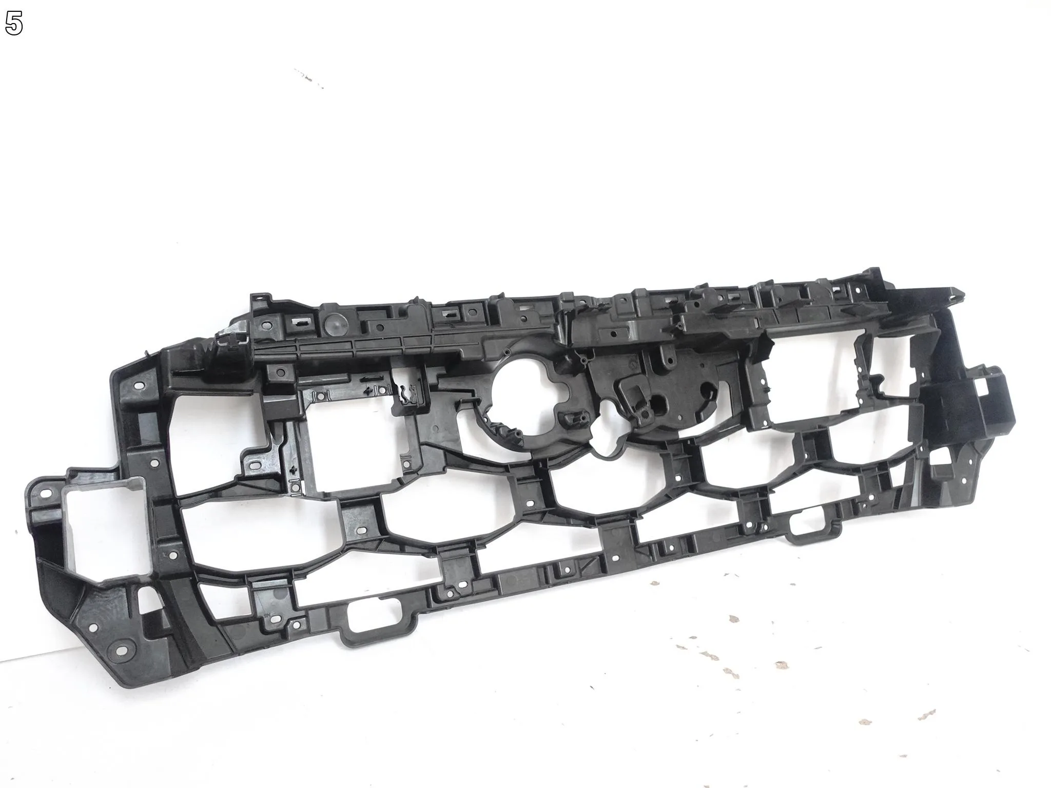AUDI Q7 S-LINE SQ7 4M0 LIFT 24- WZMOCNIENIE STELAŻ POD GRILL ATRAPĘ PRZÓD be330f1b1f5b5e42a4a78981927cf319