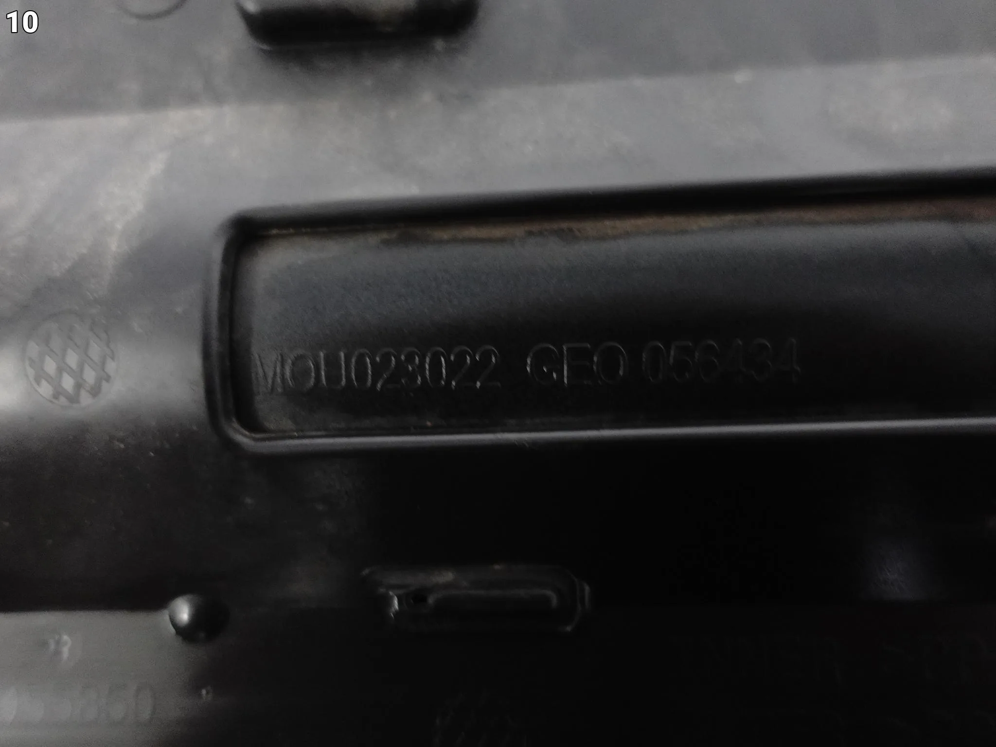 LAND ROVER DEFENDER II 2 L663 X-DYNAMIC 20- DOLNA LISTWA DRZWI TYŁ PRAWA e09c20288798560c0a9e709b2e962c5e