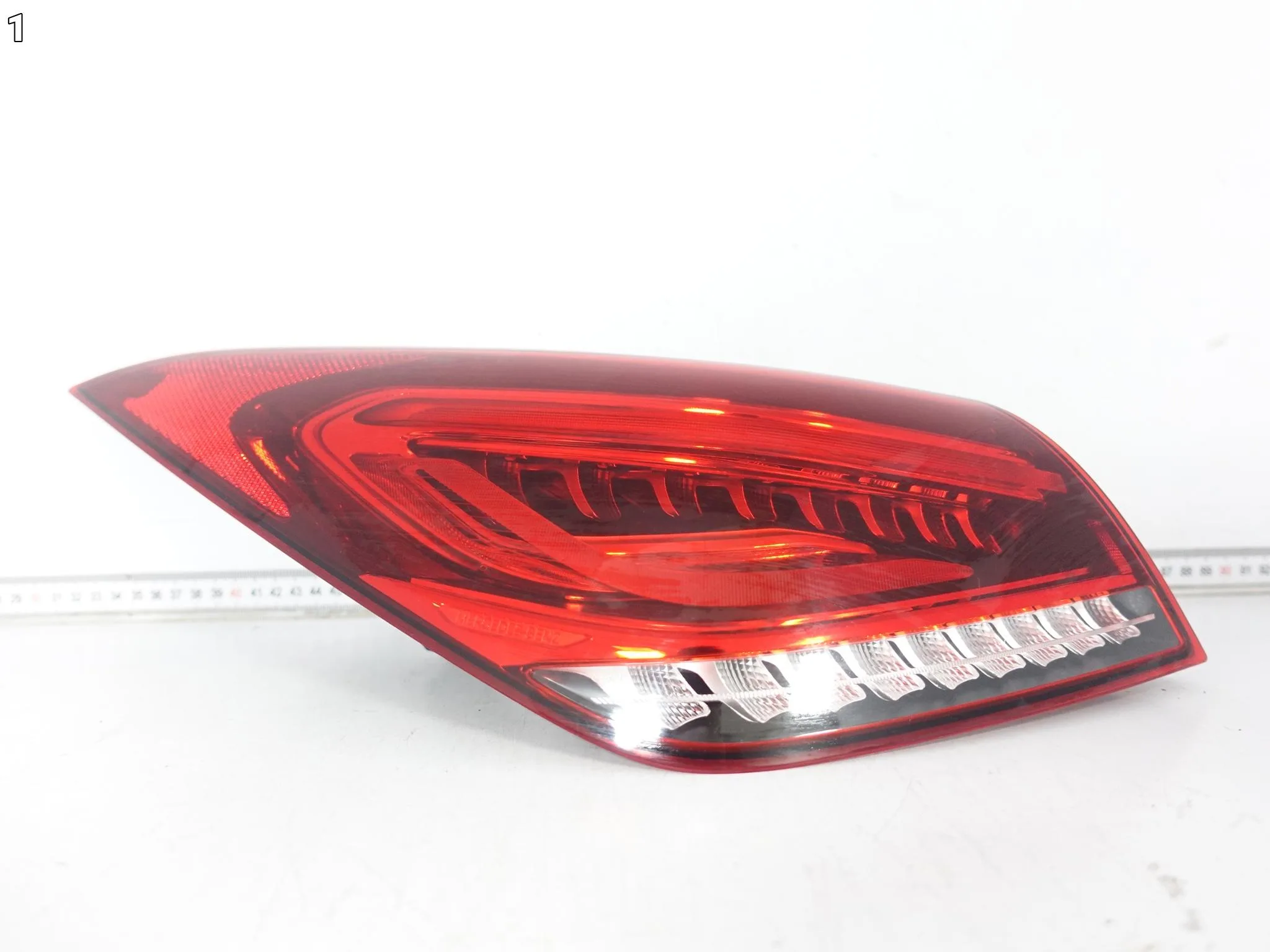 MERCEDES CLA II 2 X118 C118 19-23 LAMPA LED LEWA W BŁOTNIK TYŁ EUROPA f563a96a395329f400989e320c92f94d