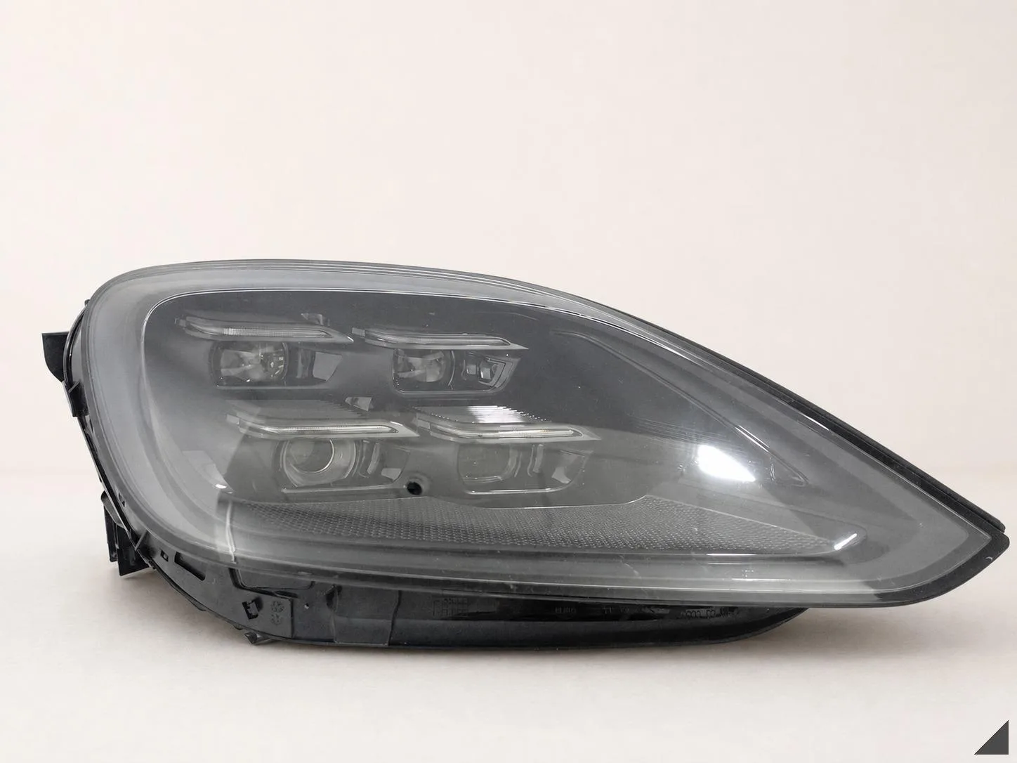 PORSCHE CAYENNE III 3 E3 9Y0 9Y3 LIFT 23- LAMPA FULL LED PRAWA PRZÓD EUROPA 75e9fc984b1e443fb6fafbf550a537ab