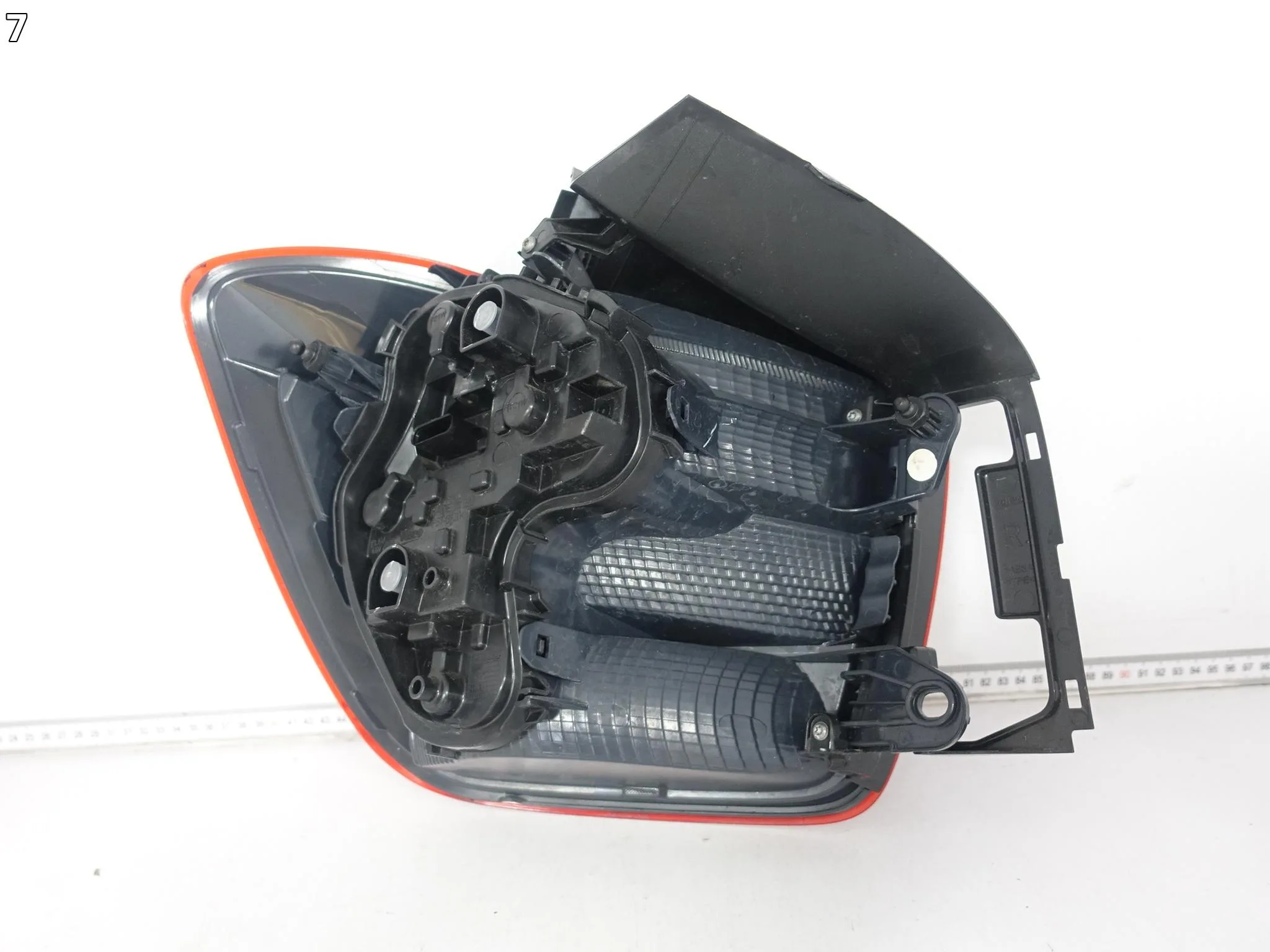 BMW 1 F20 F21 11-15 VFL LAMPA LED HIGH PRAWA W BŁOTNIK TYŁ EUROPA e7383b4eebb9f4230dc3d6607ecbfbb6