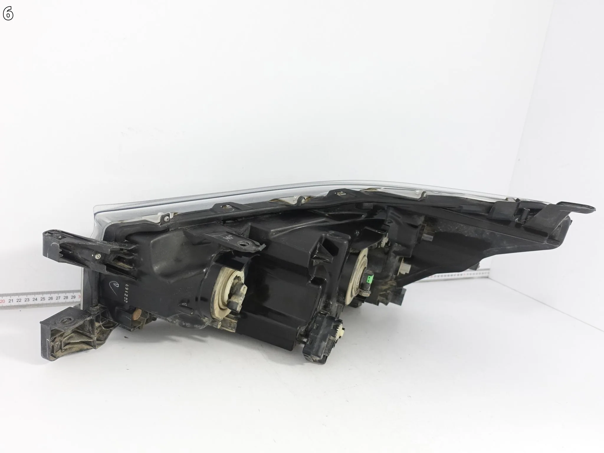 TOYOTA HILUX VIII 8 20-24 LIFT LAMPA PRAWA ZWYKŁA HALOGEN PRZÓD EUROPA a6980c4bce2df661ac98567e5ceeb1f0