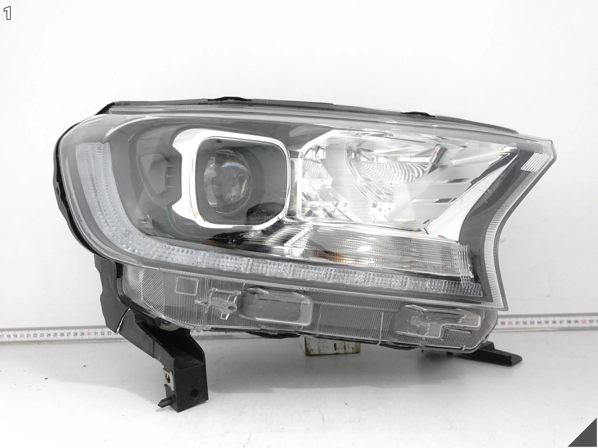 FORD RANGER V (5 GENERACJA) LIFT T6 19-22 LAMPA FULL LED PRAWA PRZÓD EUROPA eb009675a14a301a628d612dcdb56b2c