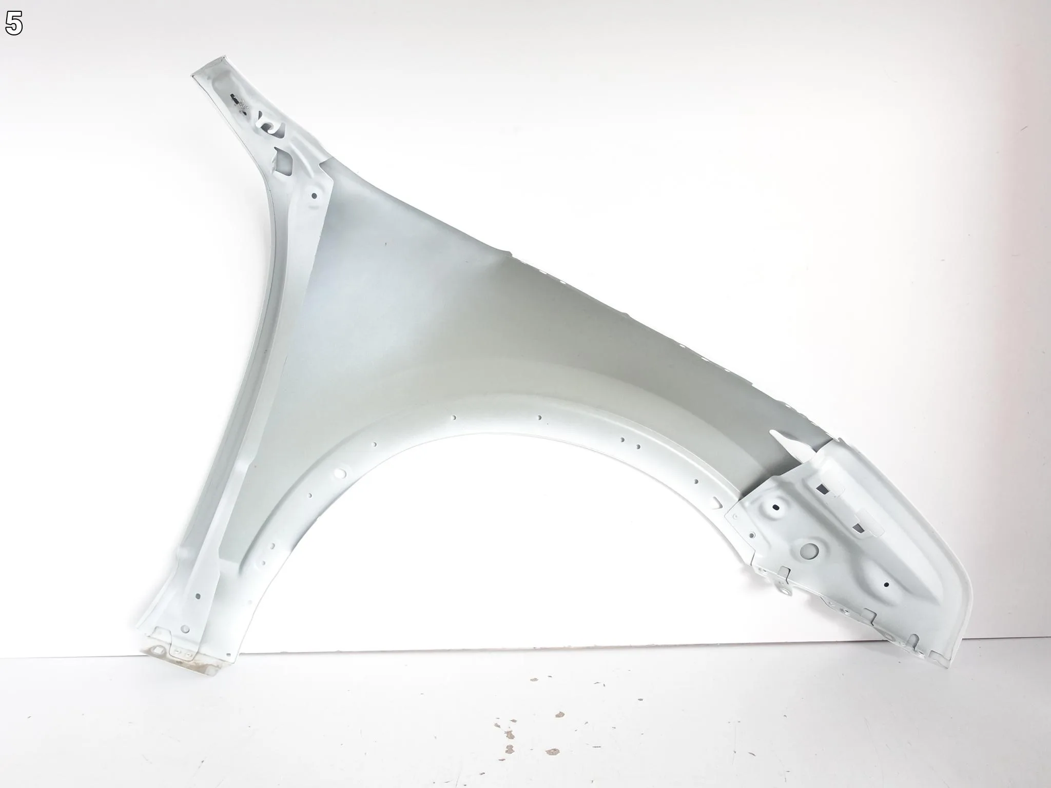 POLESTAR 3 III P519 24- BŁOTNIK FENDER LEWY PRZÓD af301b90a7ff1fb85ac4cdbeb4b874a9