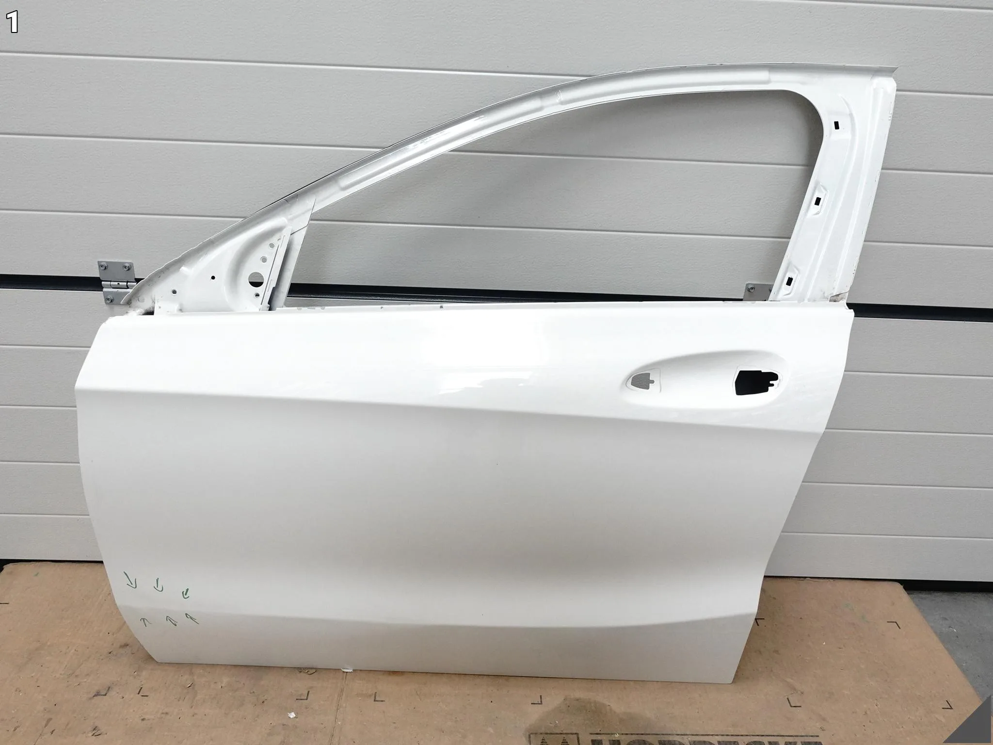 MERCEDES A-KLASA W176 LIFT MOPF 12-18 DRZWI DOOR PRZÓD LEWE A1767220110 36f4ce94f6ace1db4dff8fa9026c618d