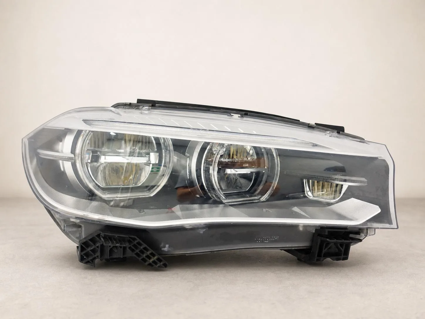 BMW X5 F15 X6 F16 F85 F86 X5M X6M FULL LED ADAPTIVE LAMPA PRAWA PRZÓD EU d9dffefa13cad99d6e8685226ce02441