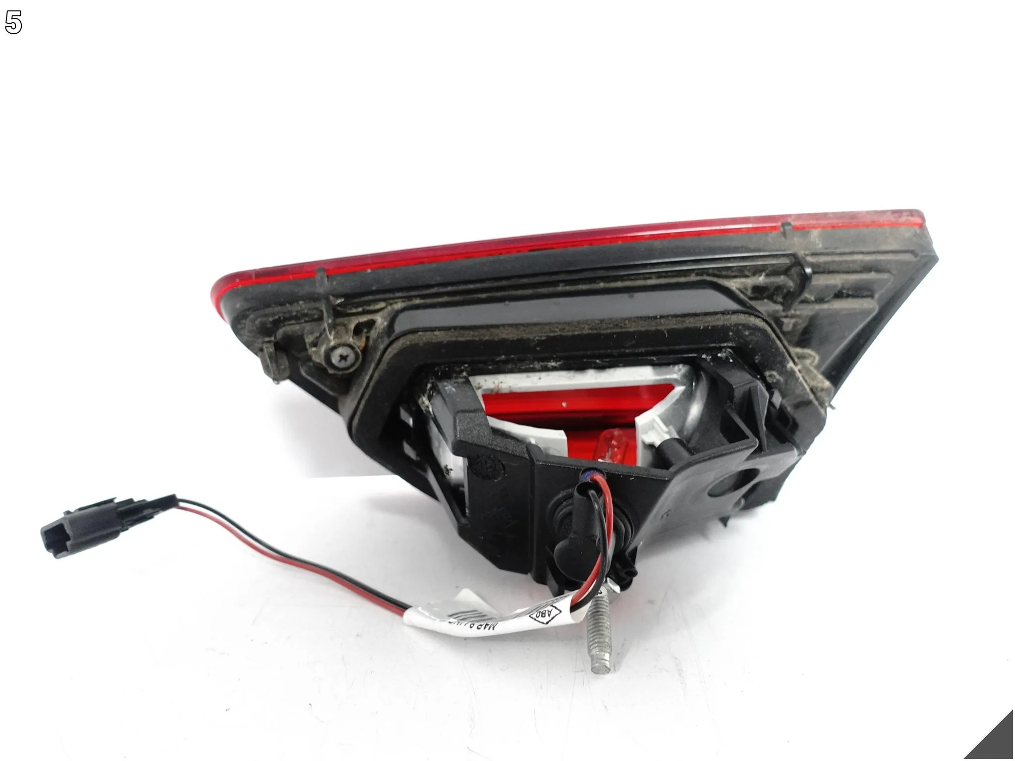 RENAULT CLIO IV 4 HATCHBACK 12-16 LAMPA W KLAPĘ BAGAŻNIKA TYŁ LEWA EU 1f01a609617b1ccdffbdcd08eac2bd12