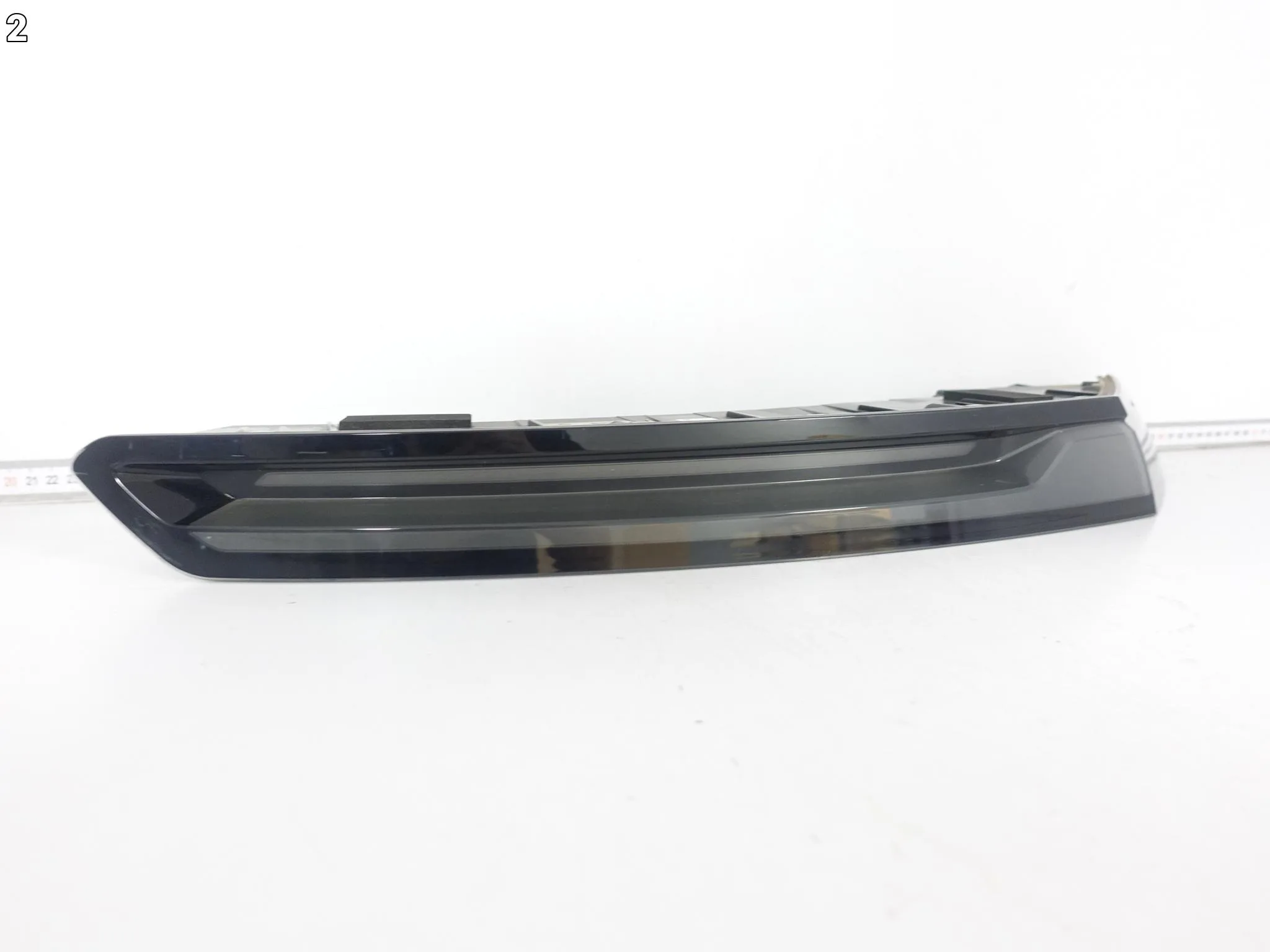 BMW iX I20 M60 SPORT M-PAKIET 21-25 LAMPA LED PRAWA TYŁ EUROPA e9fb7ea1d0b1fa987555856111e2828d