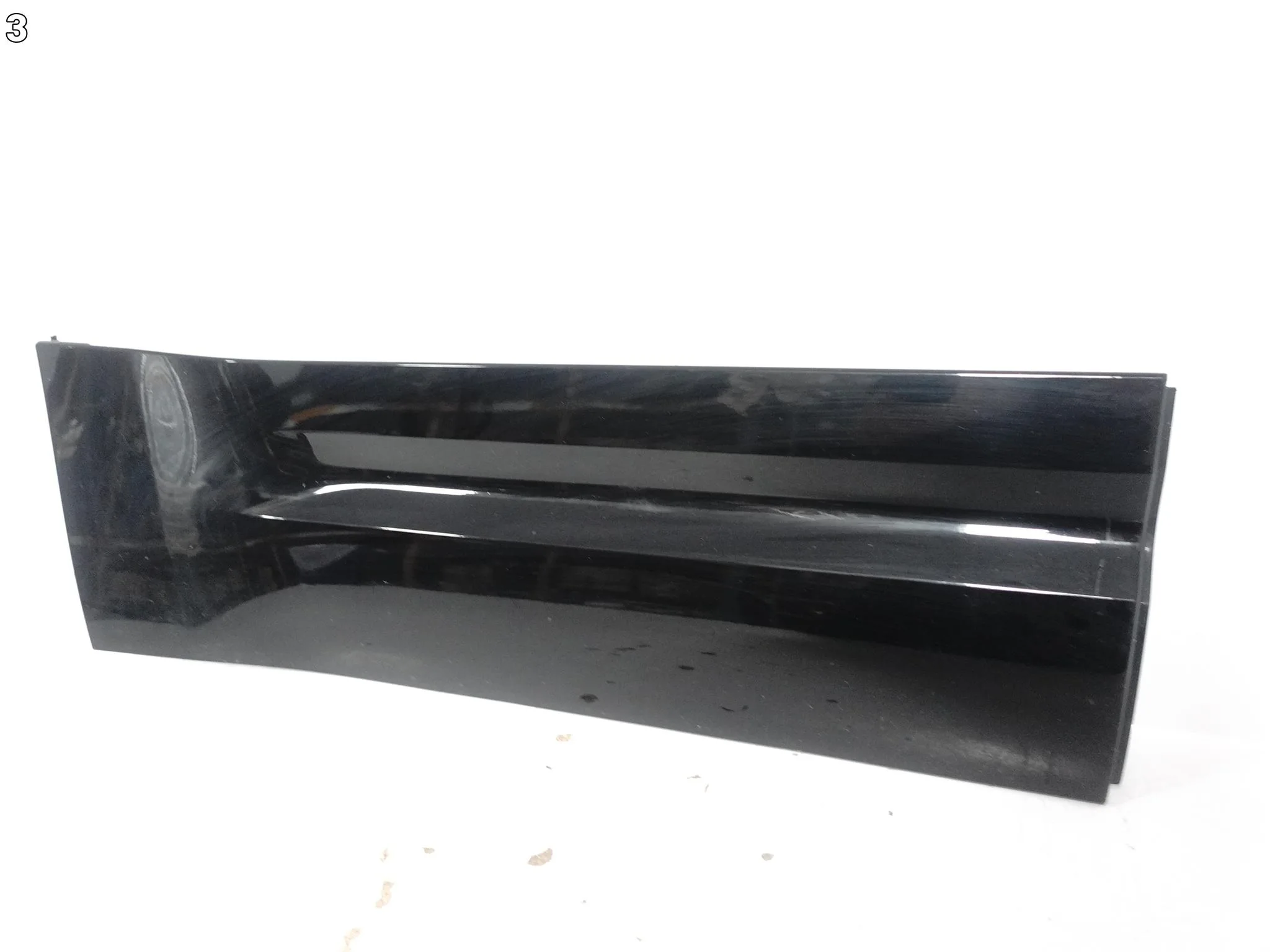 LAND ROVER DEFENDER II 2 L663 X-DYNAMIC 20- DOLNA LISTWA DRZWI TYŁ PRAWA d46b791a51813f98da1fd93d6c98b38c
