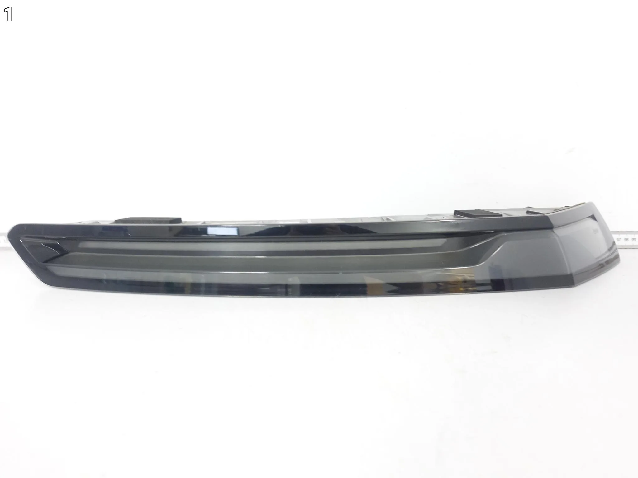 BMW iX I20 M60 SPORT M-PAKIET 21-25 LAMPA LED PRAWA TYŁ EUROPA 1dcee268b2e37ec113638f867772409b