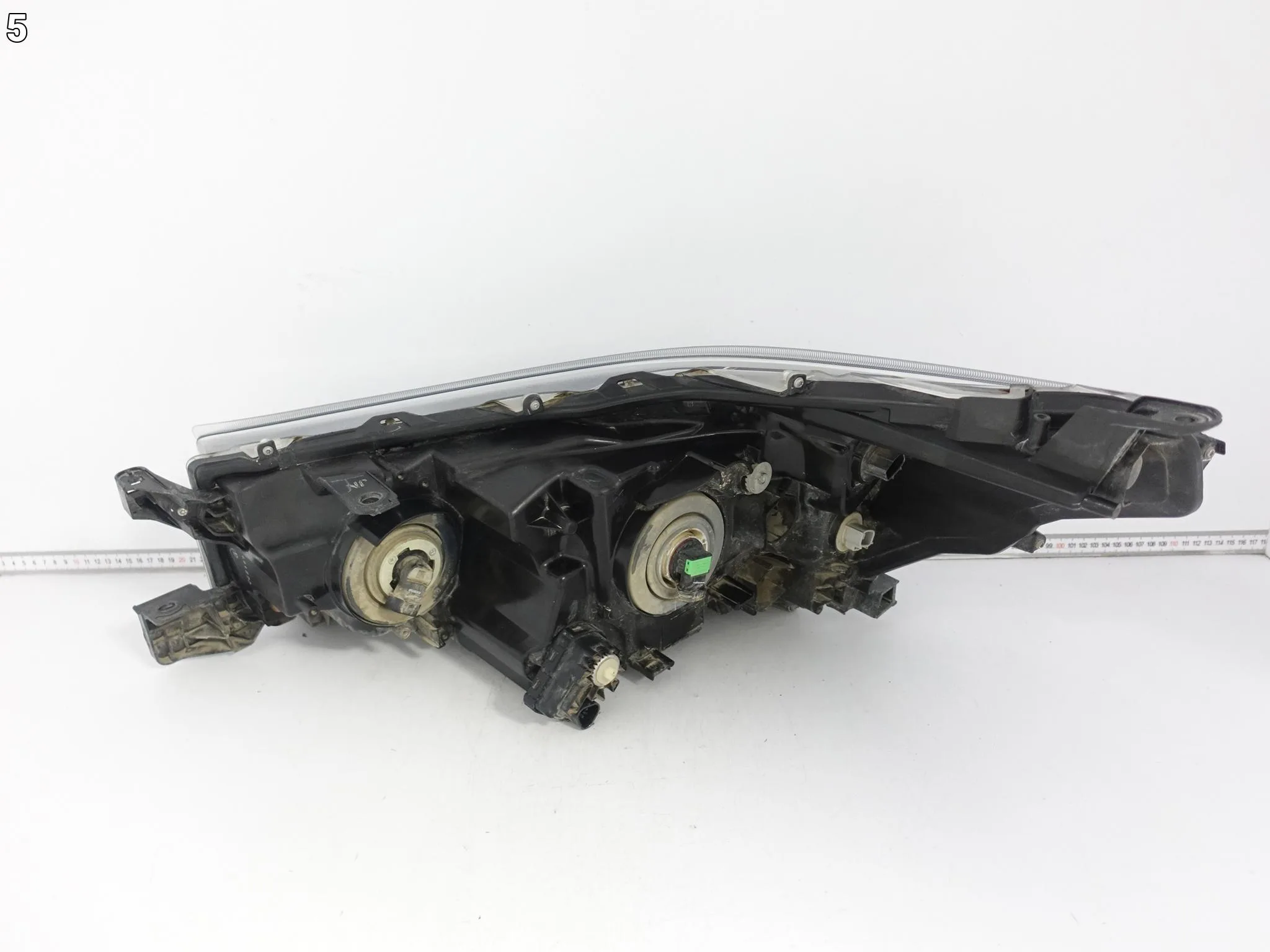TOYOTA HILUX VIII 8 20-24 LIFT LAMPA PRAWA ZWYKŁA HALOGEN PRZÓD EUROPA ed70ffea6f83afb3866dc72a03c4a5ac