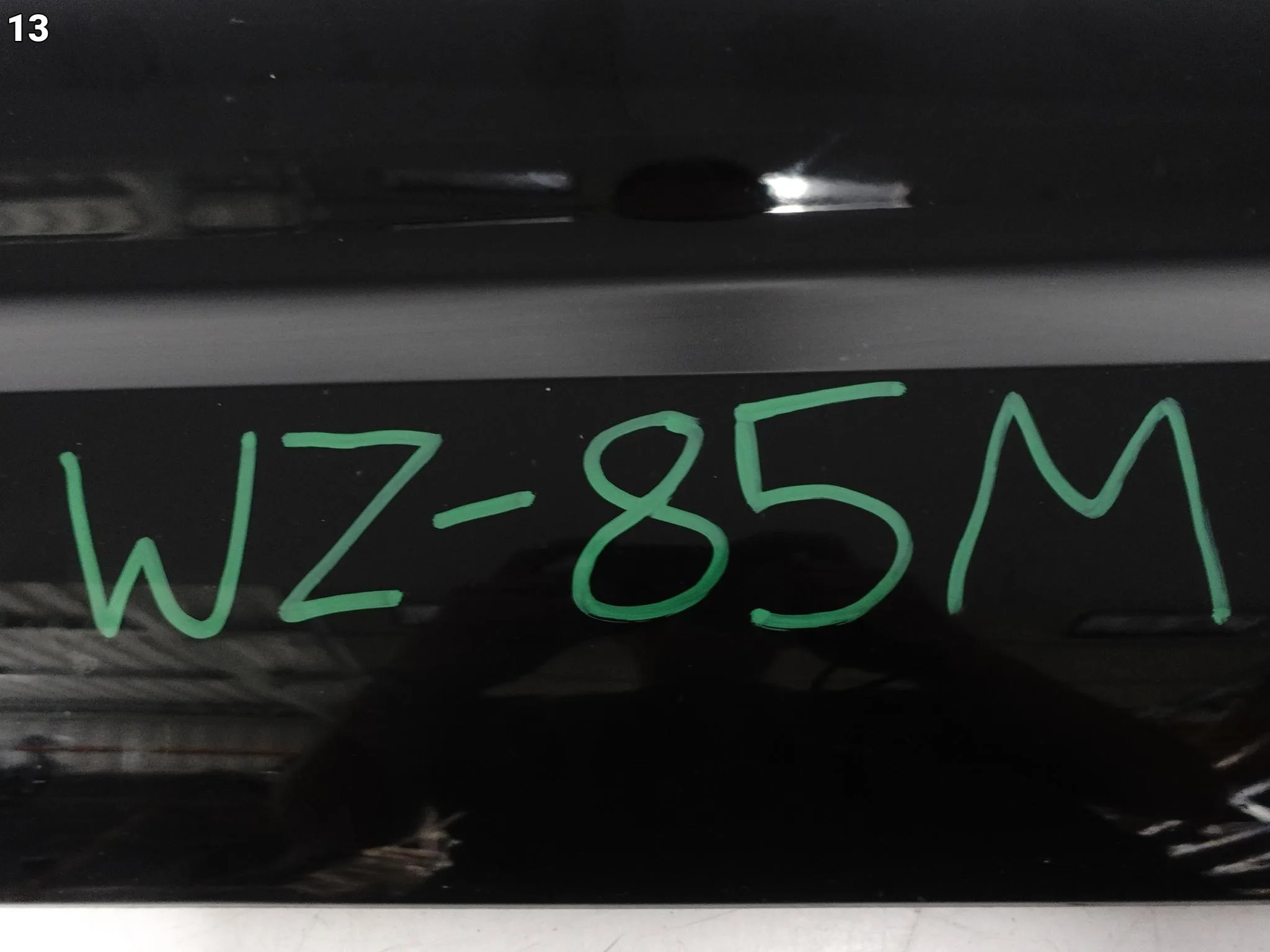 LAND ROVER DEFENDER II 2 L663 110 20- LISTWA DRZWI PRZÓD PRAWA X-DYNAMIC b8263c7ac9e22f149d2a03fd02a3c29d