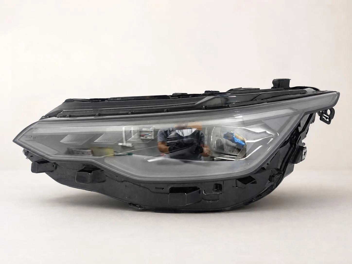 VW GOLF 8 VIII 5H1 R 24- LIFT LAMPA FULL LED IQ.LIGHT LEWA BLACK EUROPA 28f8d3ab28863ffce94e2f0e7a4a998e