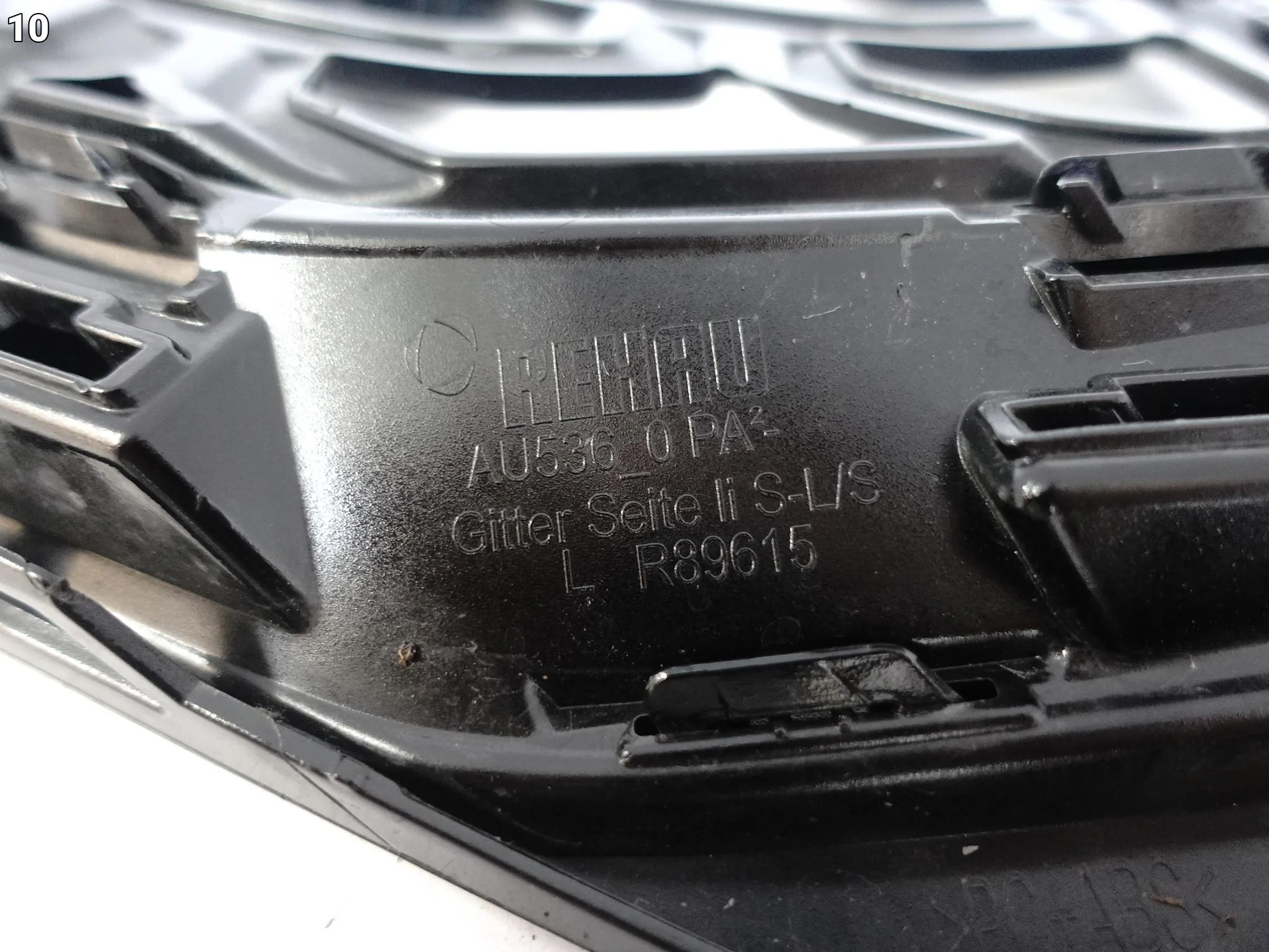 AUDI Q7 S-LINE SQ7 4M0 LIFT 24- KRATKA ATRAPA WLOT W ZDERZAK PRZÓD LEWA ORG 690c9068f702b8aed3e25f7657b9c3e8