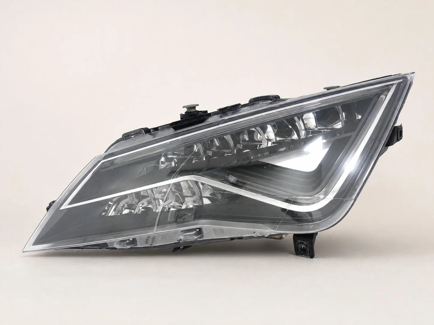 SEAT LEON III 3 5F1 5F0 LIFT FL 17-20 LAMPA FULL LED LEWA PRZÓD EUROPA 3511f604aa40157a6bdc4a18e79156de